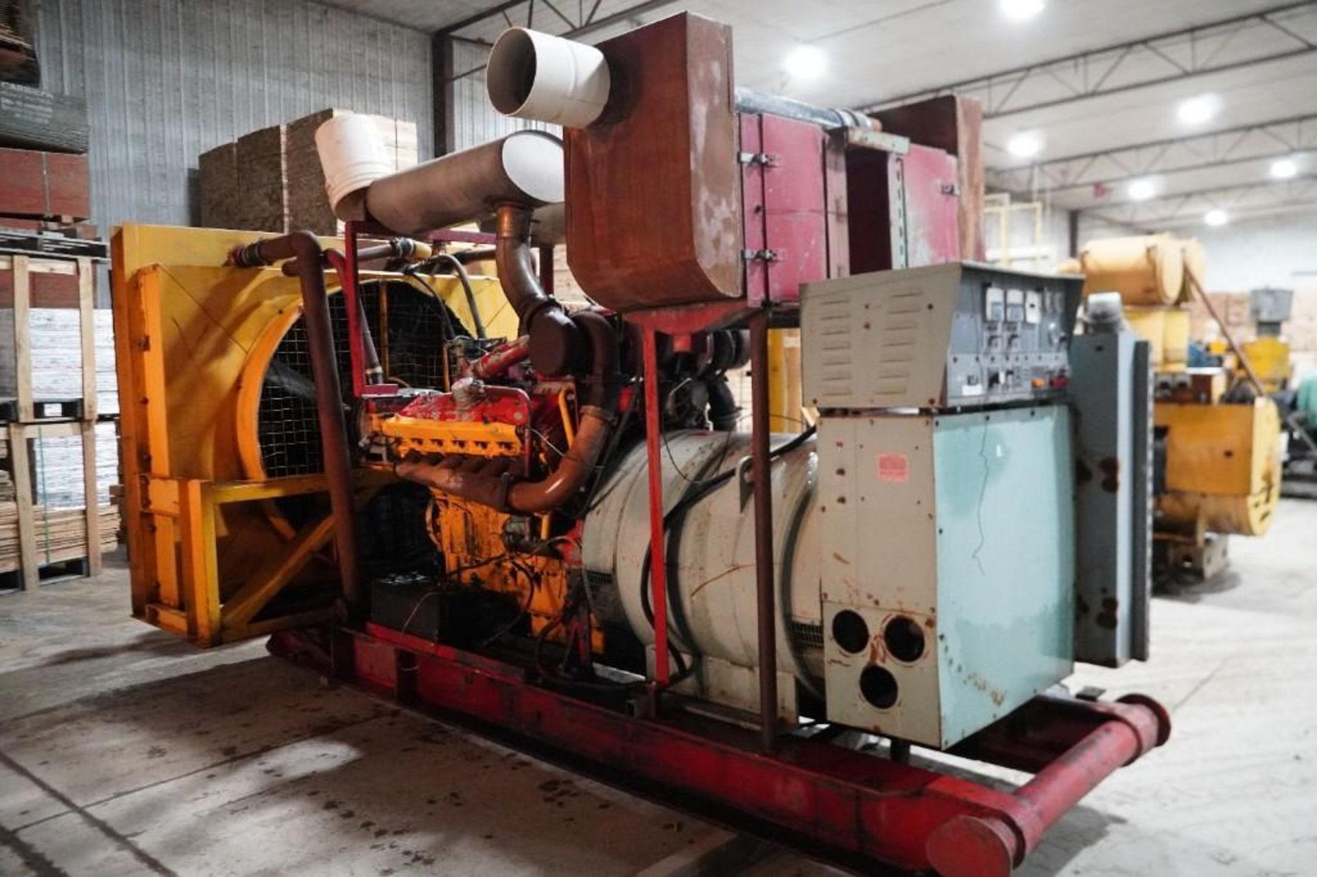 500 KW Generator with Detroit V12 - Image 3 of 31