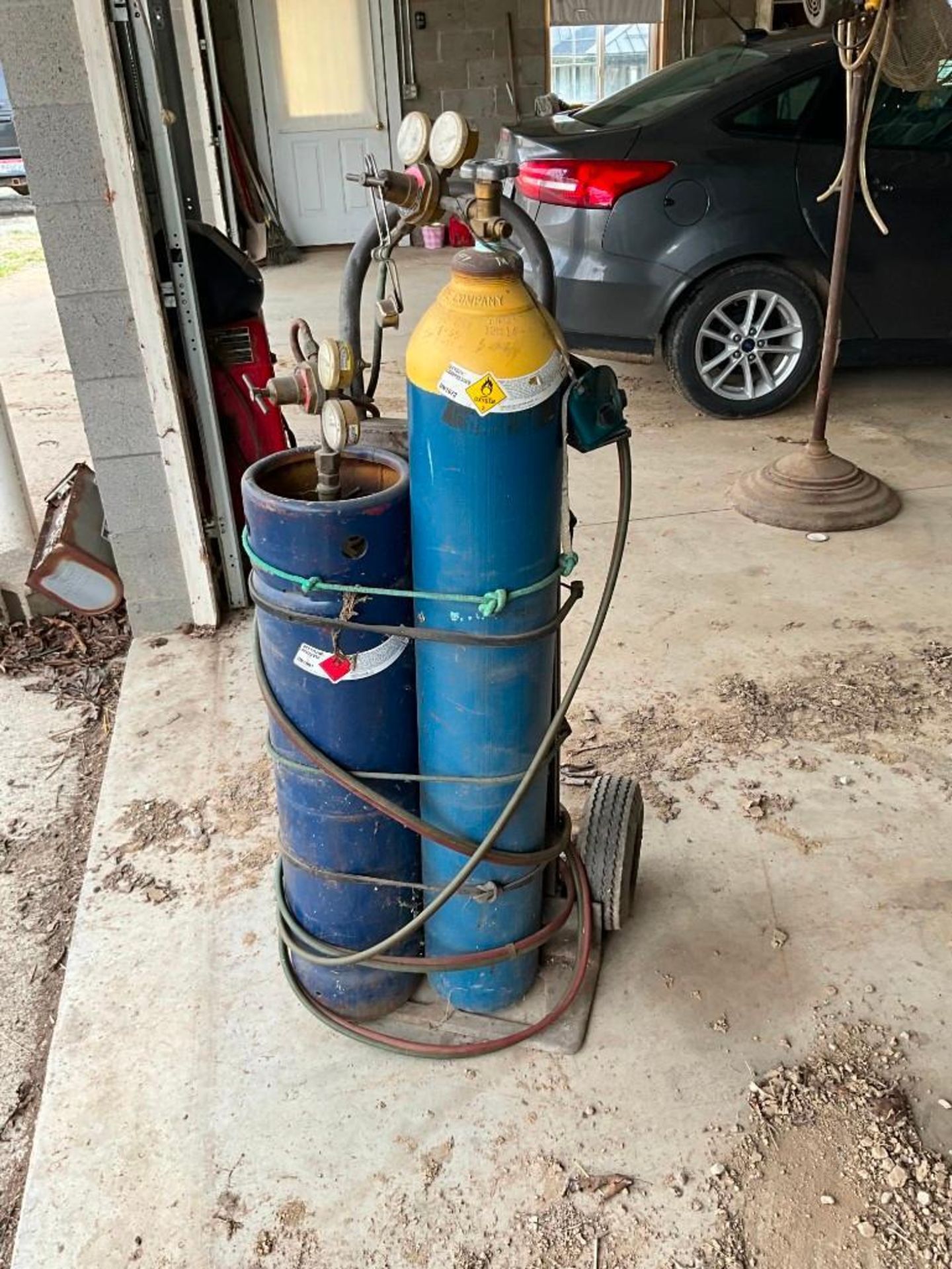 Acetylene Tank and Cart