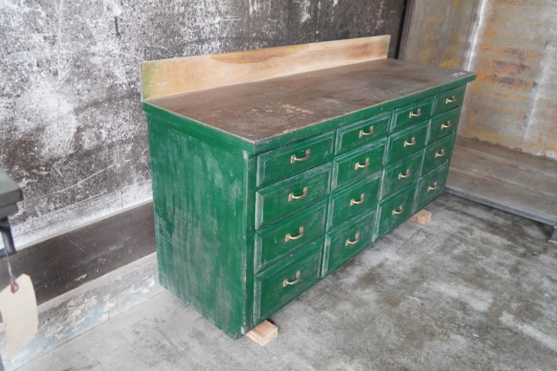 Work Bench with drawers - Image 2 of 5