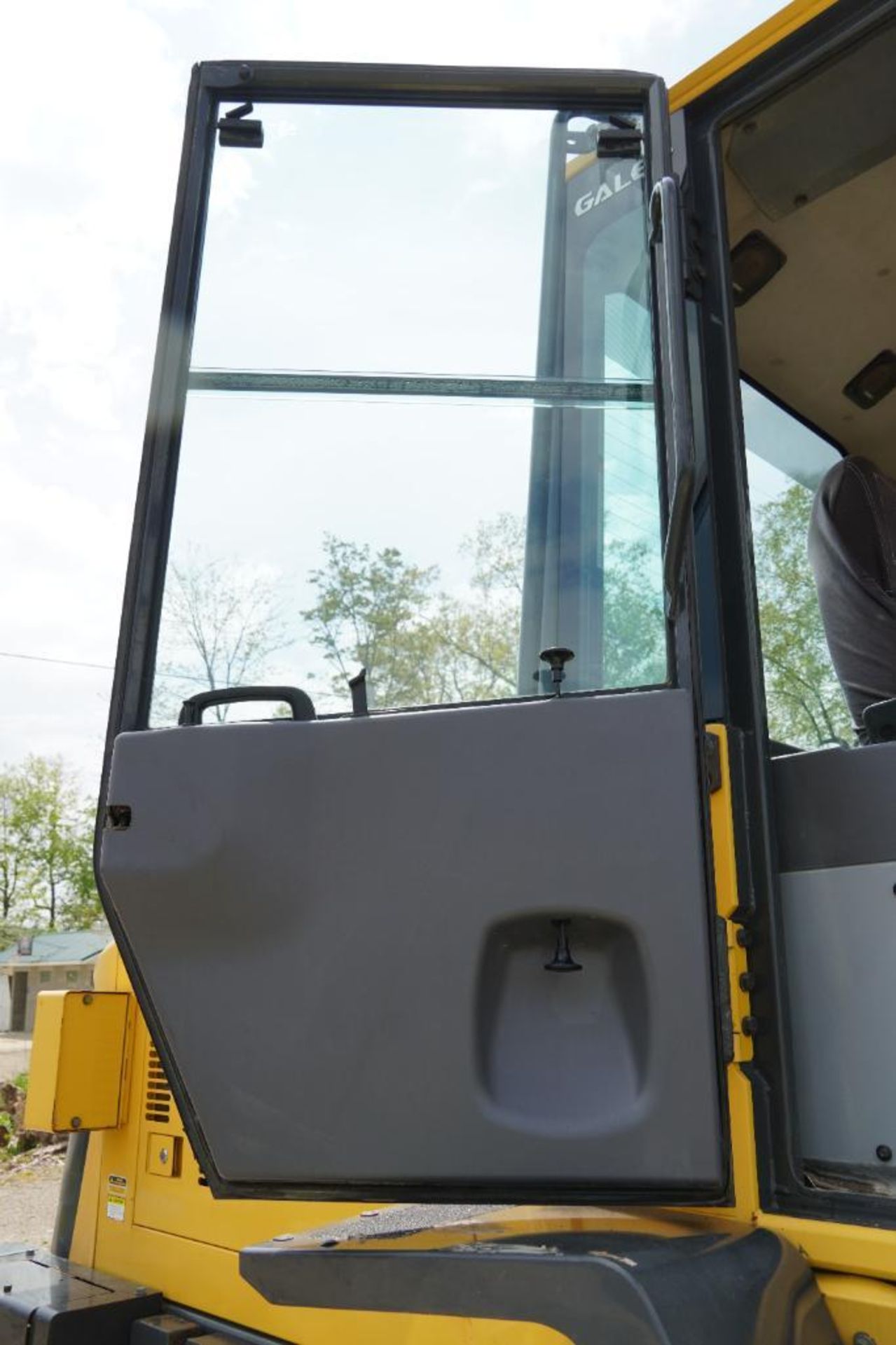 2005 Komatsu WA150-5 Wheel Loader - Image 104 of 132