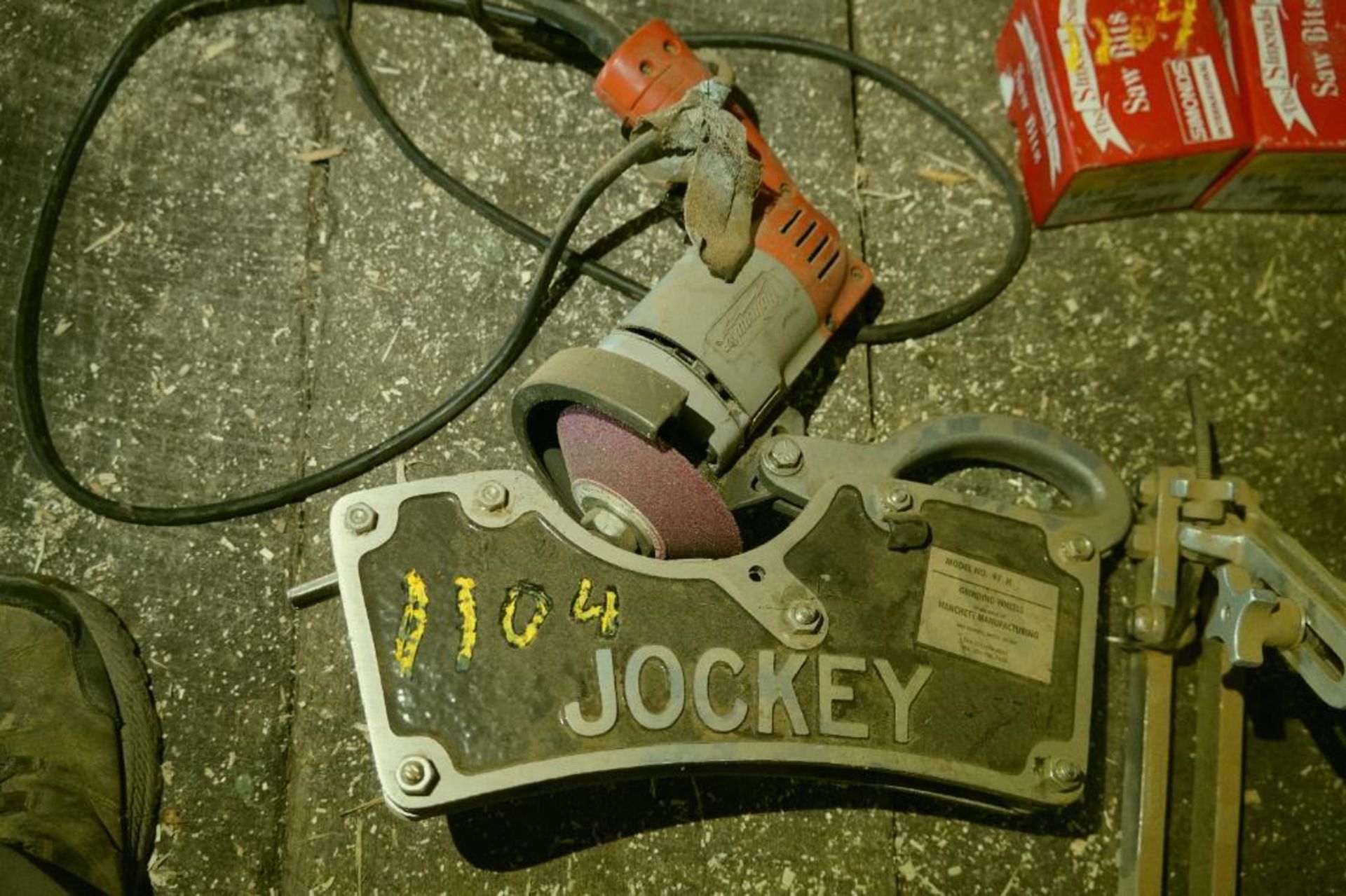 Jockey Grinder and Tools - Image 11 of 15