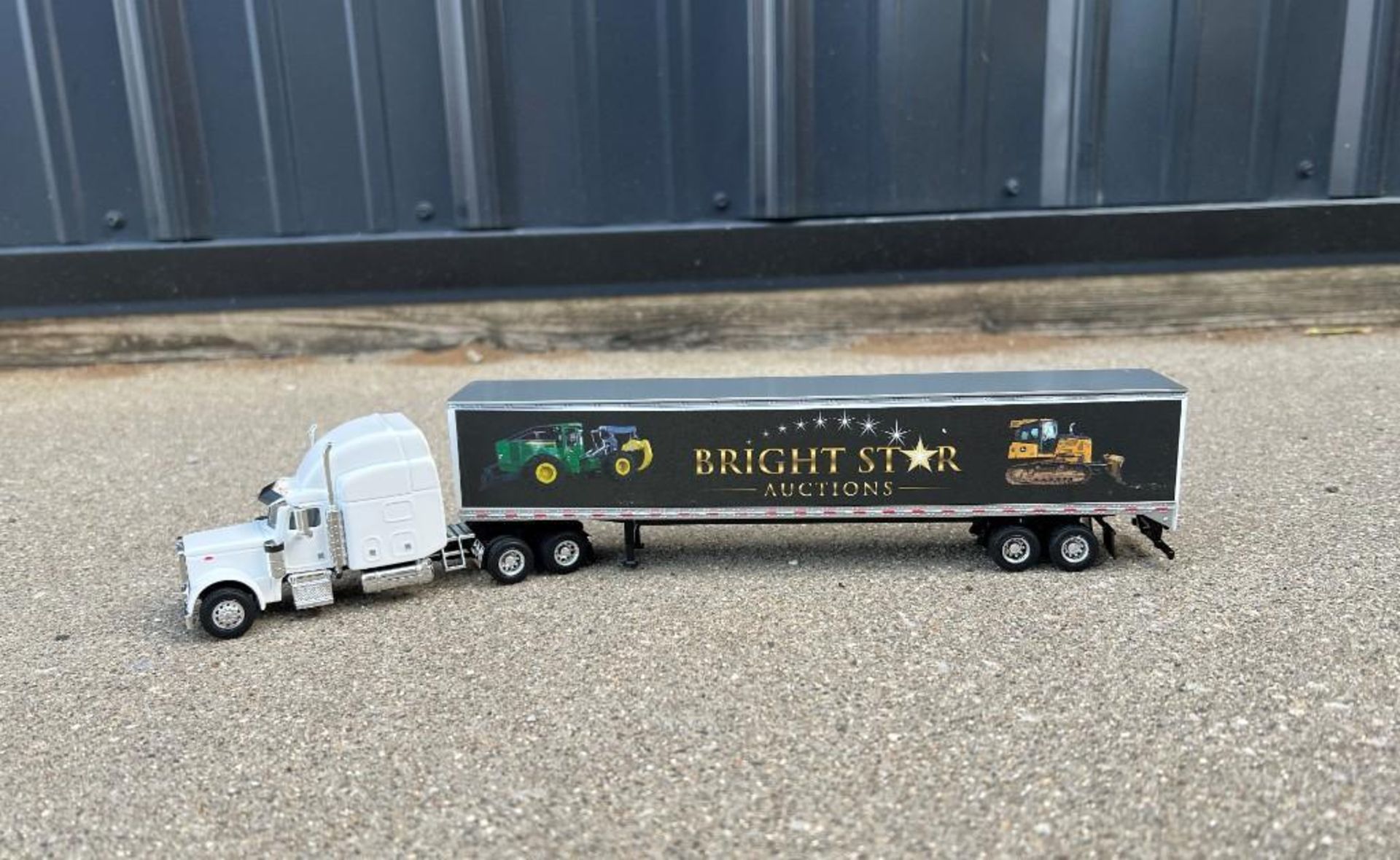 Bright Star Auctions Die-Cast Metal 1:64 Scale Truck Replica - Image 4 of 8