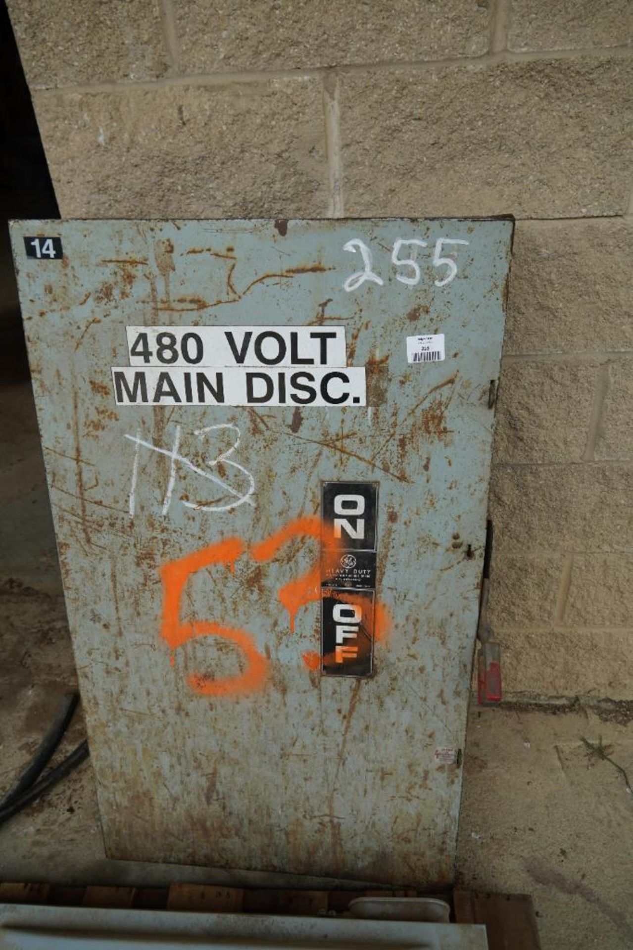 480 V Disconnect Box
