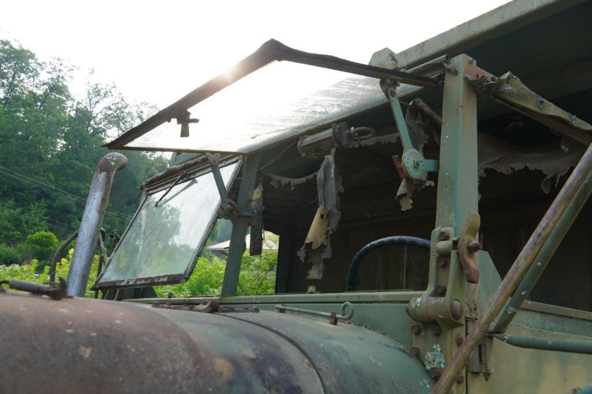 Military 6 x 6 Dump Truck - Image 43 of 50