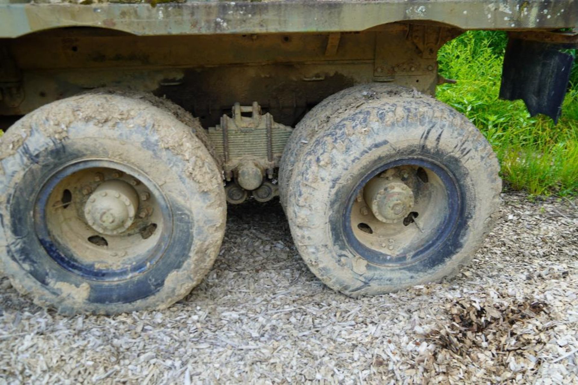 Military 6 x 6 Dump Truck - Image 21 of 50