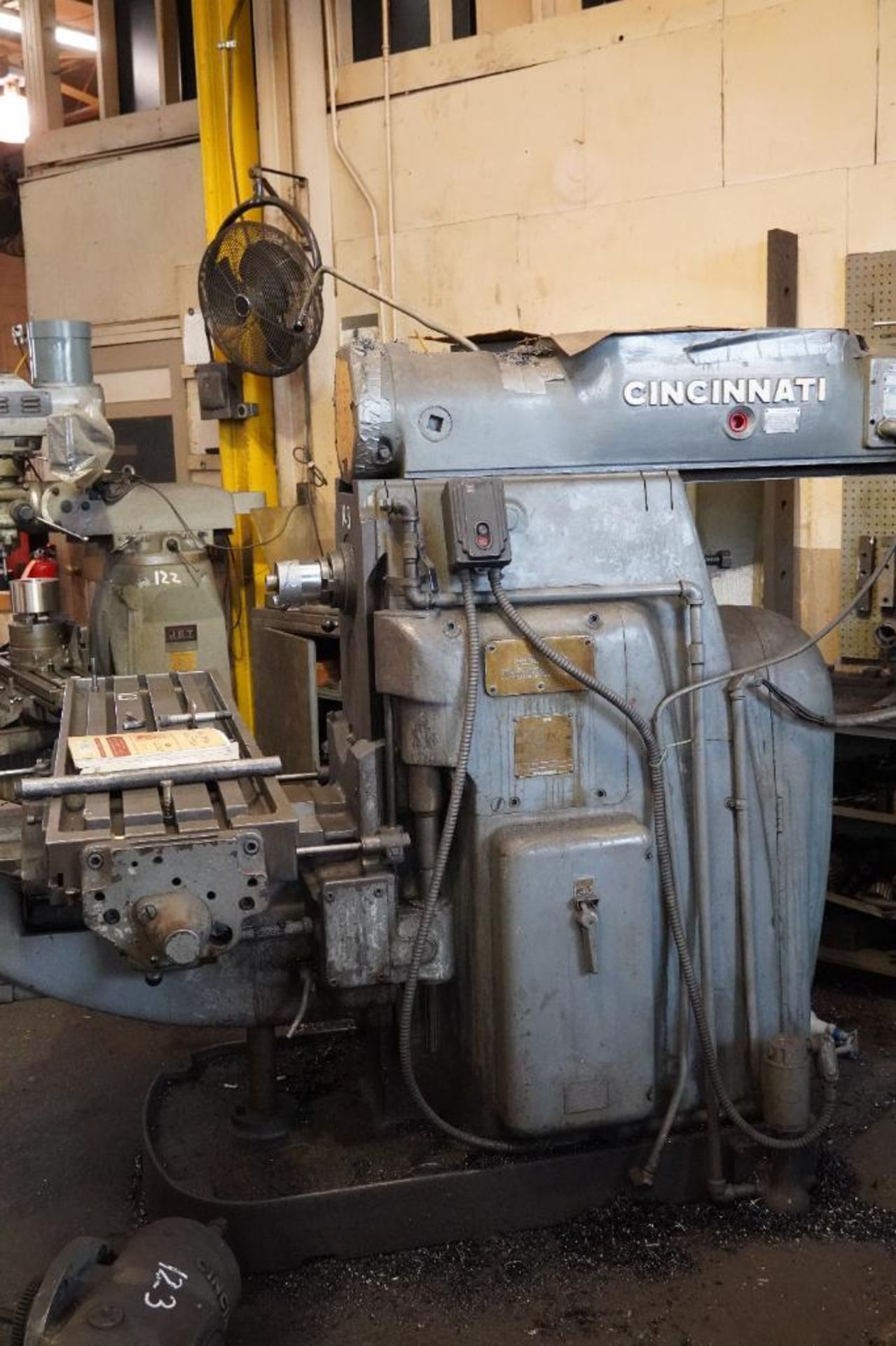 Cincinnati Drill Press - Image 5 of 38