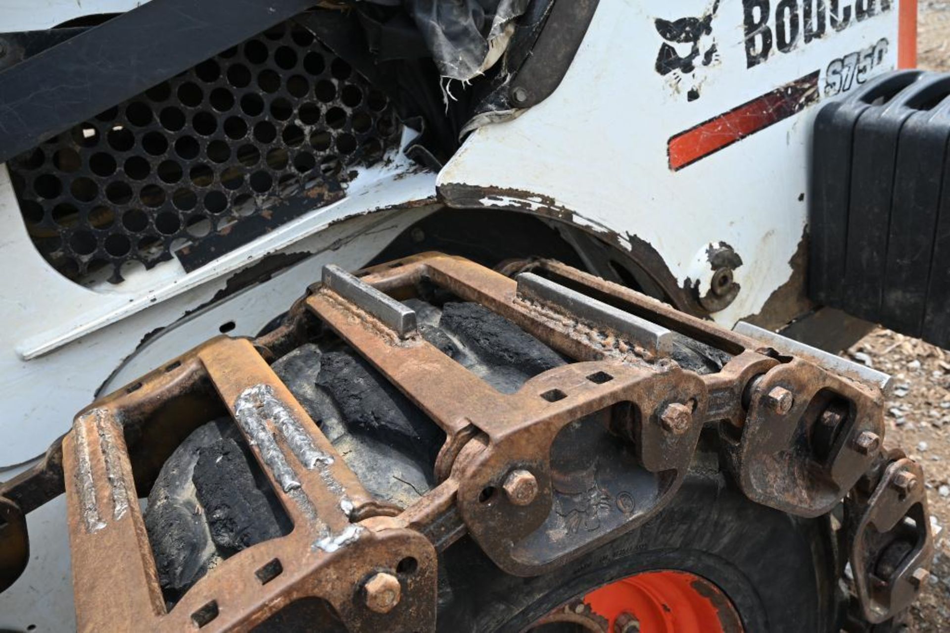 Bobcat Over-Wheel Skid Steer Tracks - Image 6 of 13