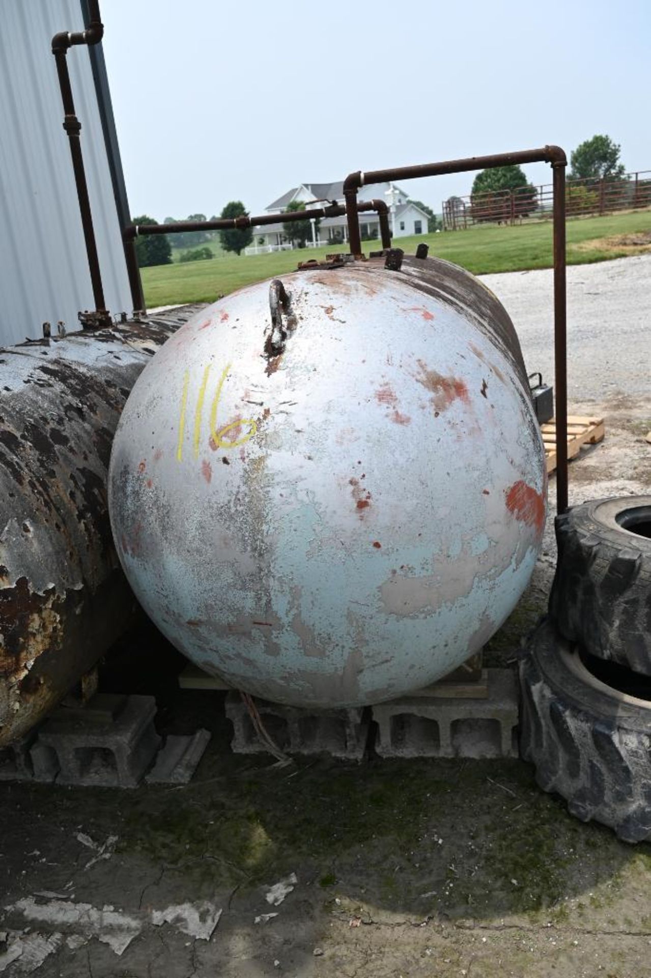 500 Gallon Air Tank - Image 3 of 3