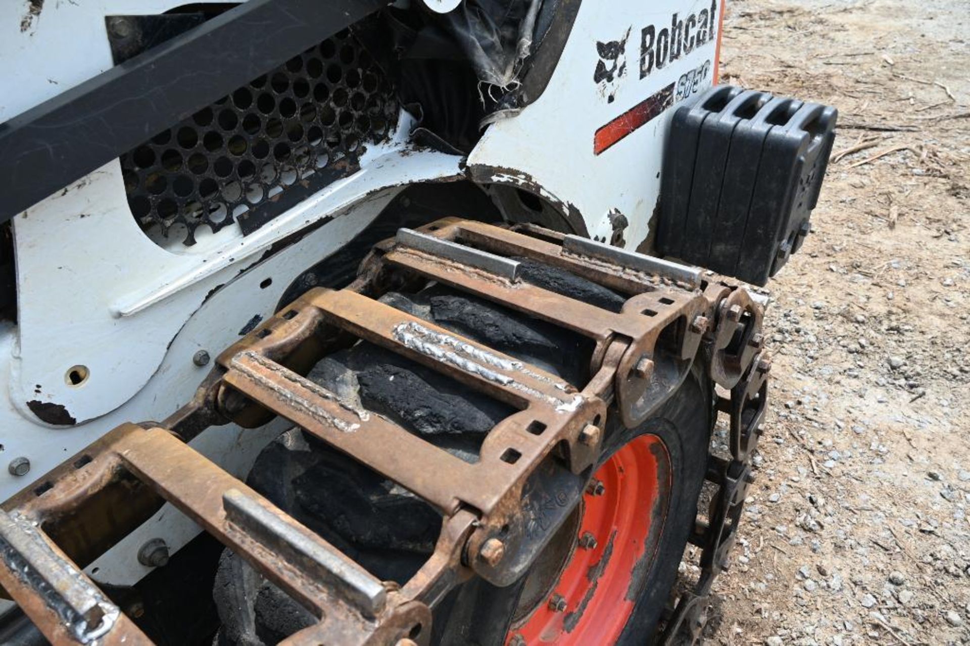 Bobcat Over-Wheel Skid Steer Tracks - Image 4 of 13