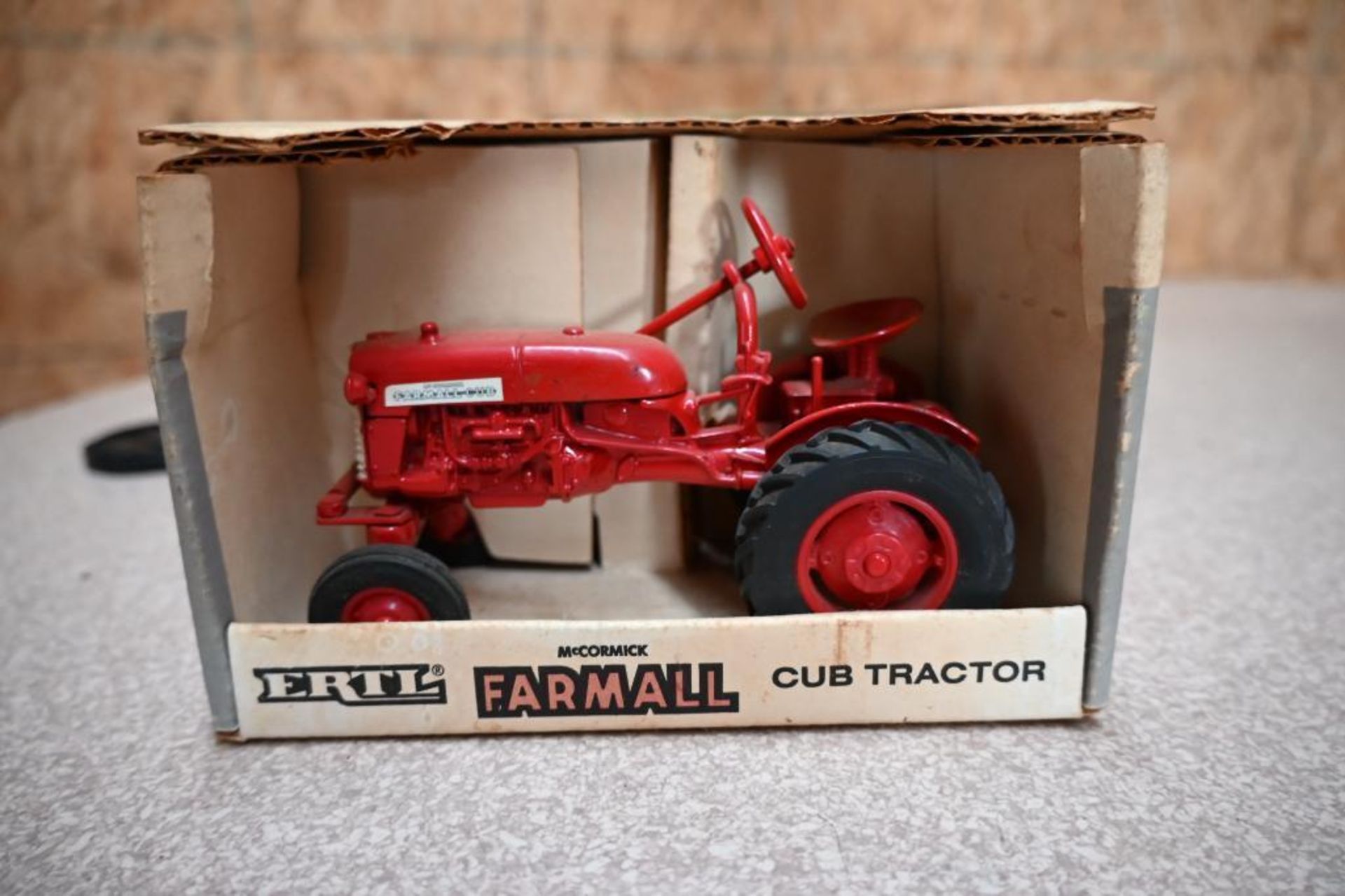 1/16 Scale Die Cast Metal Farmall Cub Tractor