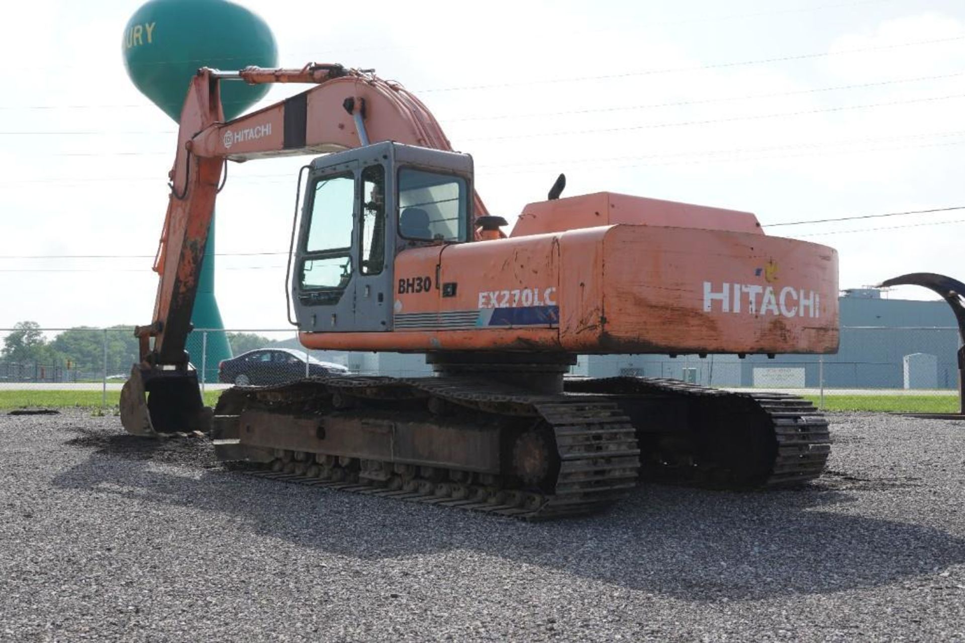 Hitachi EX 270 LC Excavator - Image 3 of 68