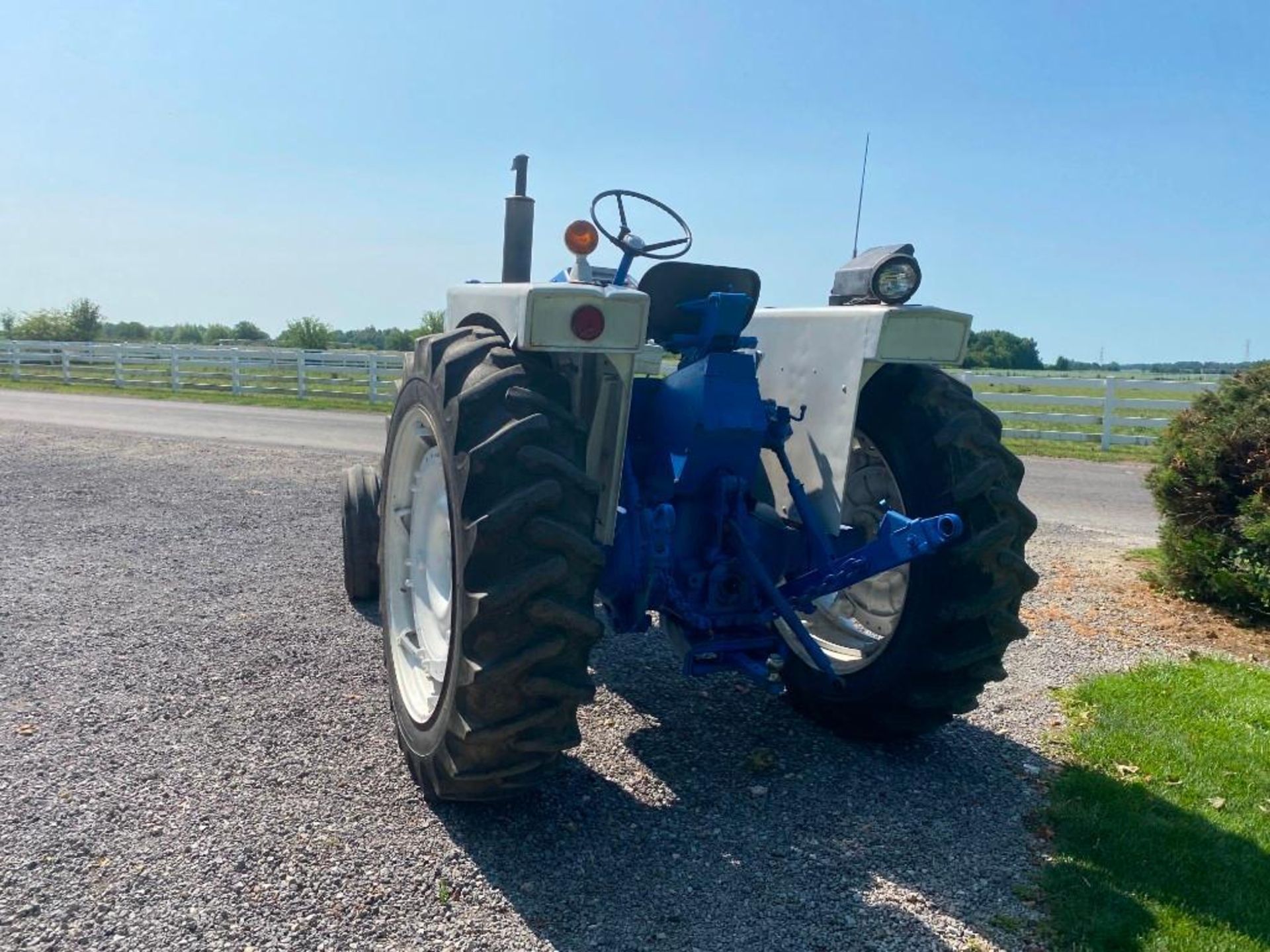 1967 Ford 5000 Tractor - Image 10 of 30