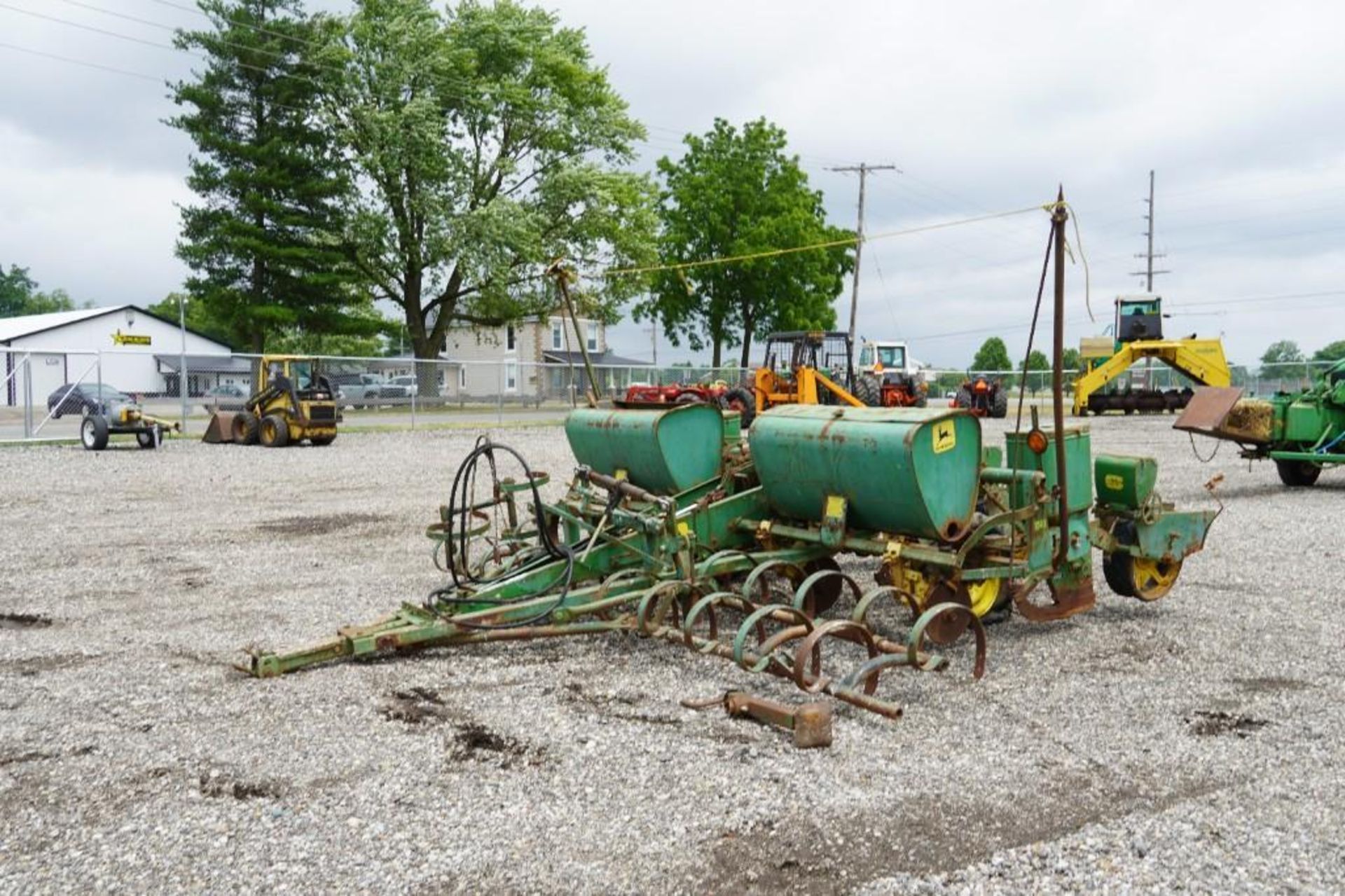 John Deere 1240 6 Row Corn Planter* - Image 2 of 16