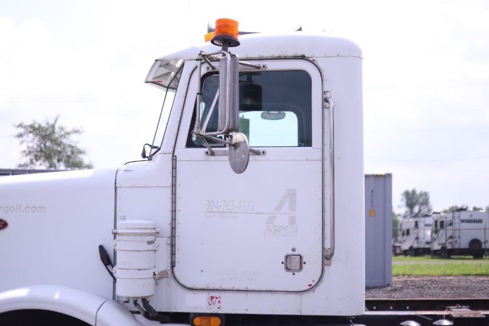 2001 Peterbilt 357 Truck* - Image 15 of 44