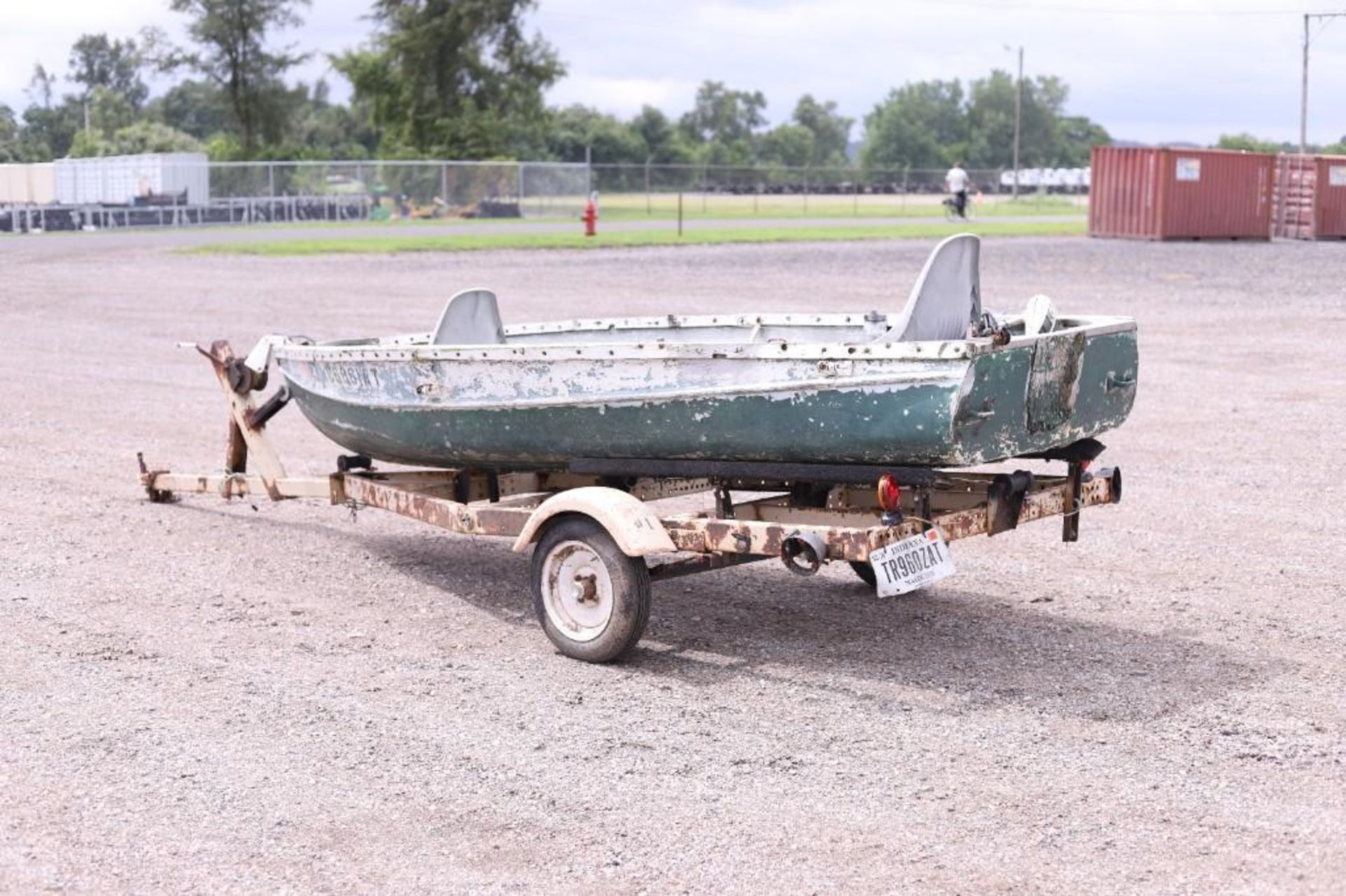 12' Aluminum Boat* - Image 3 of 29