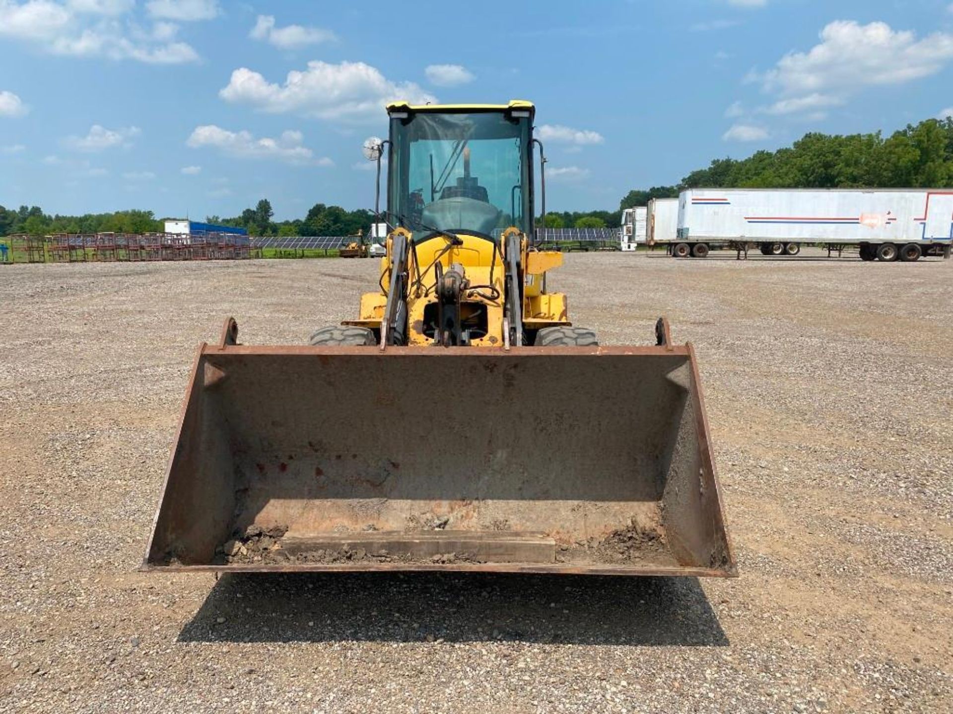 2004 Volvo L35B Wheel Loader - Image 3 of 32