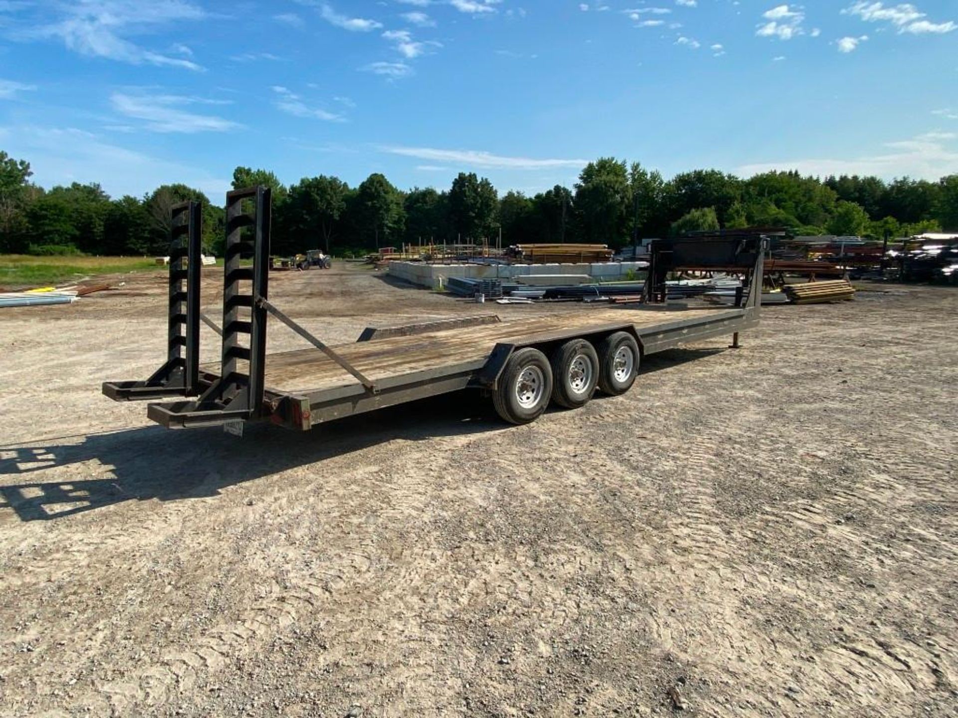 2009 Tri-Axel Gooseneck Equipment Trailer - Image 6 of 25