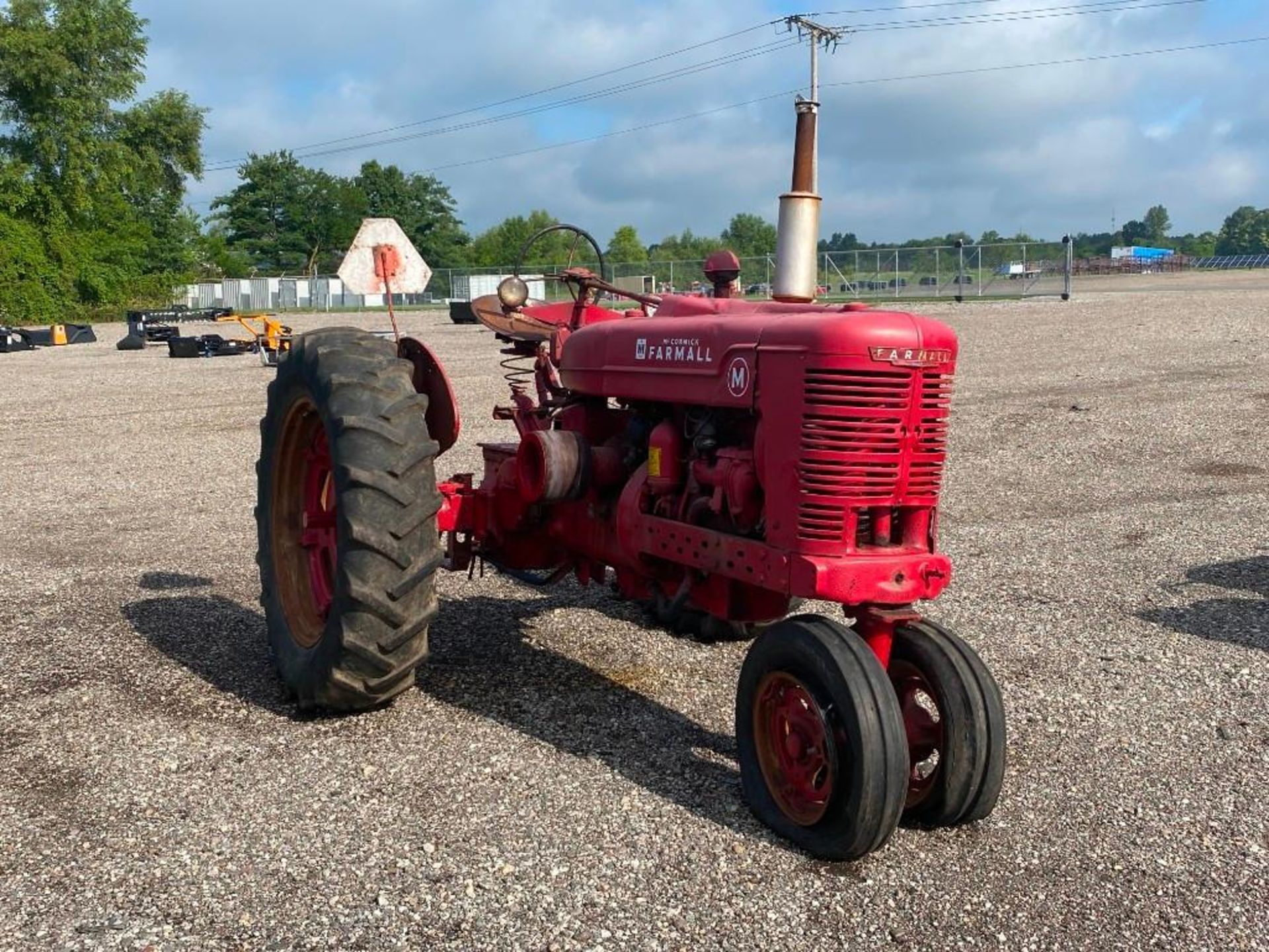 1942 Farmall M Tractor - Image 3 of 29