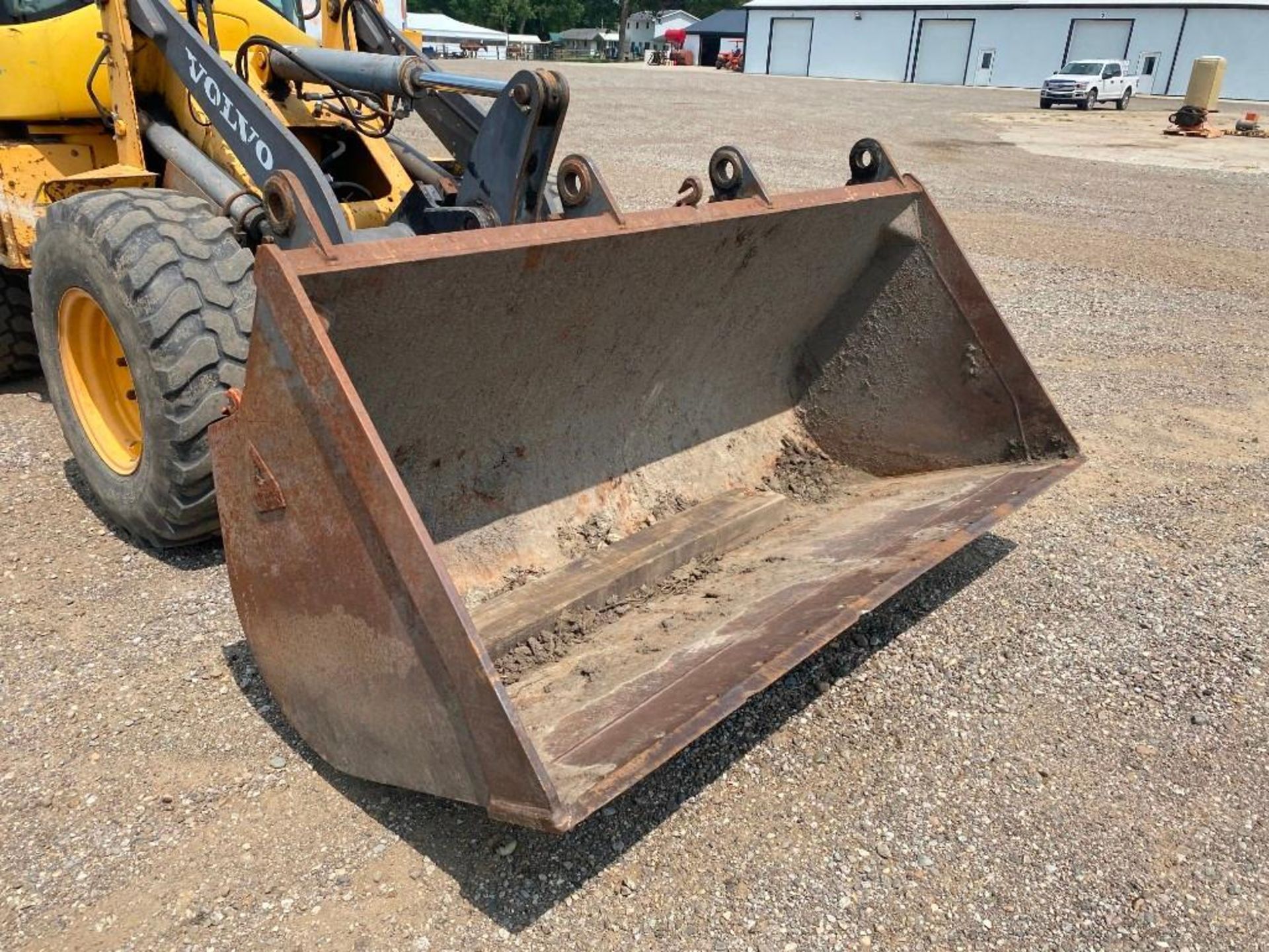 2004 Volvo L35B Wheel Loader - Image 18 of 32