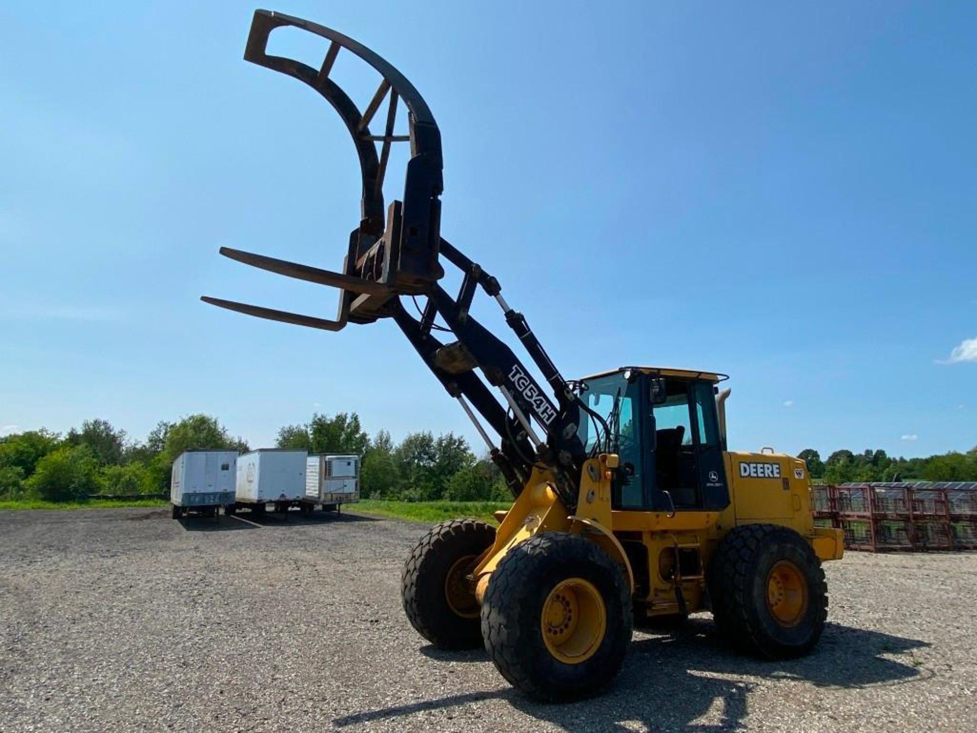 John Deere TC54H Wheel Loader - Image 18 of 32