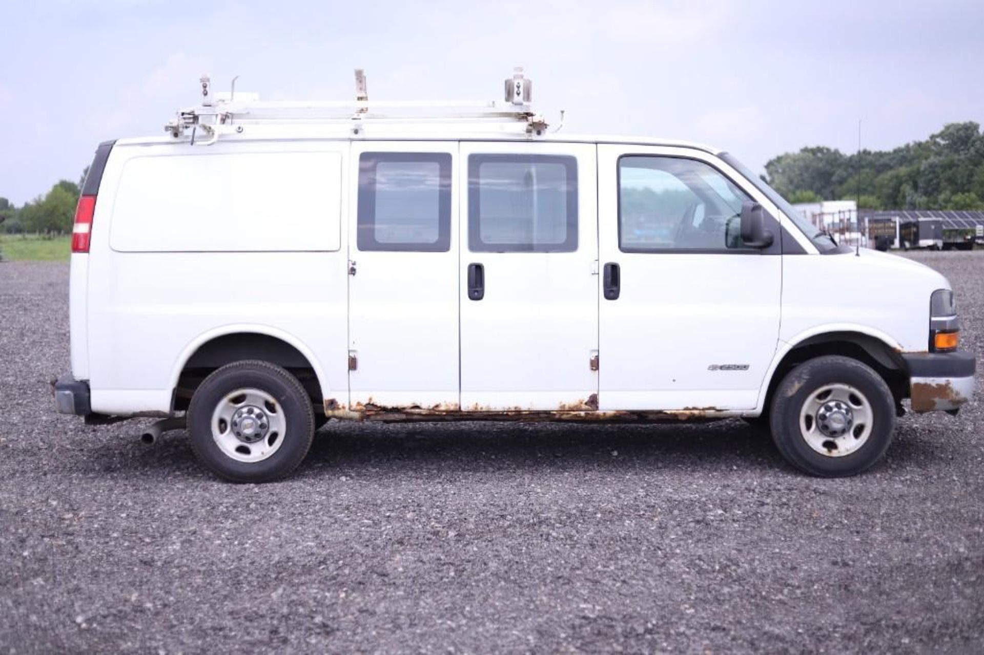 2004 Chevrolet Express Van* - Image 3 of 73