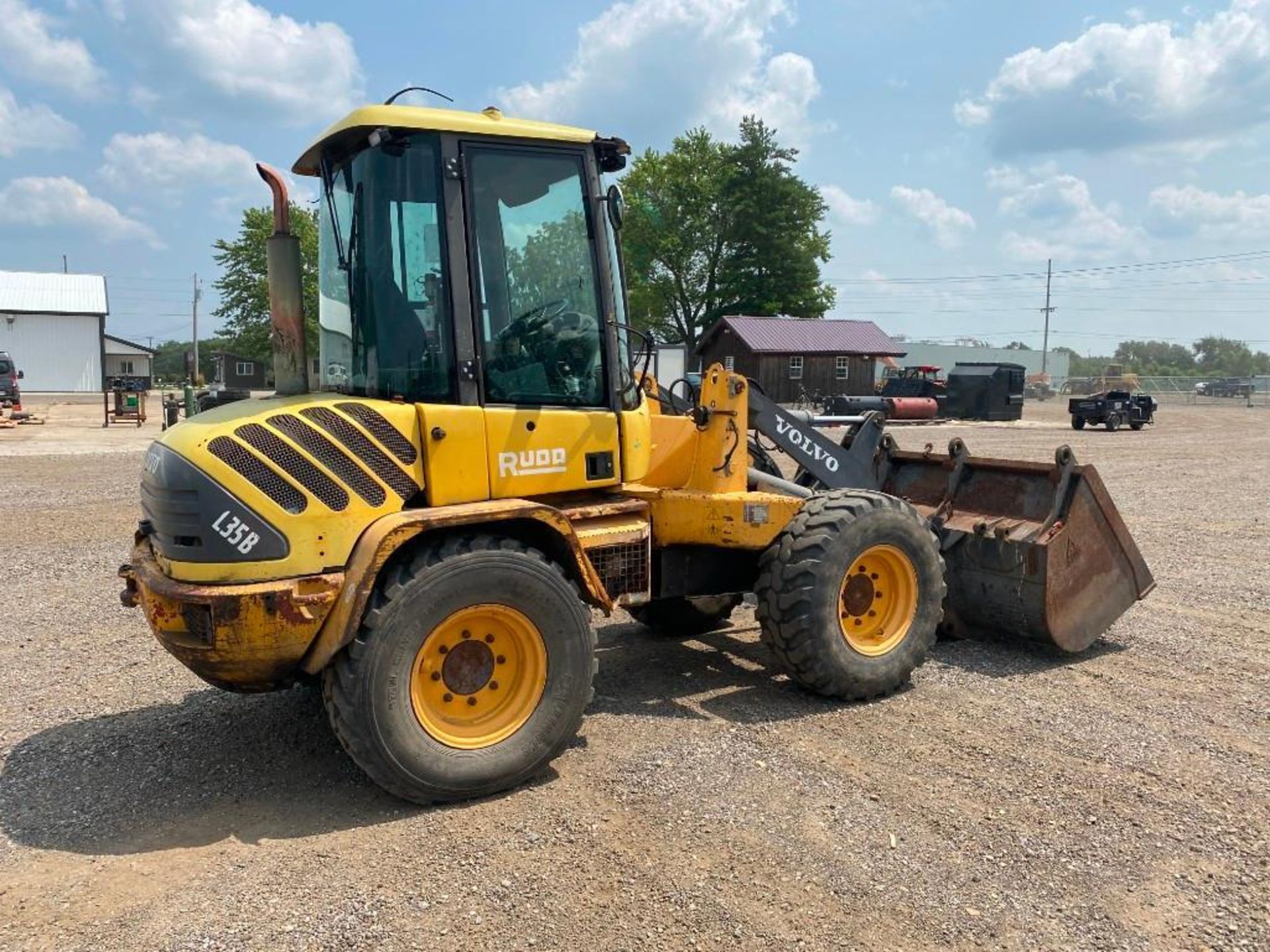 2004 Volvo L35B Wheel Loader - Image 8 of 32