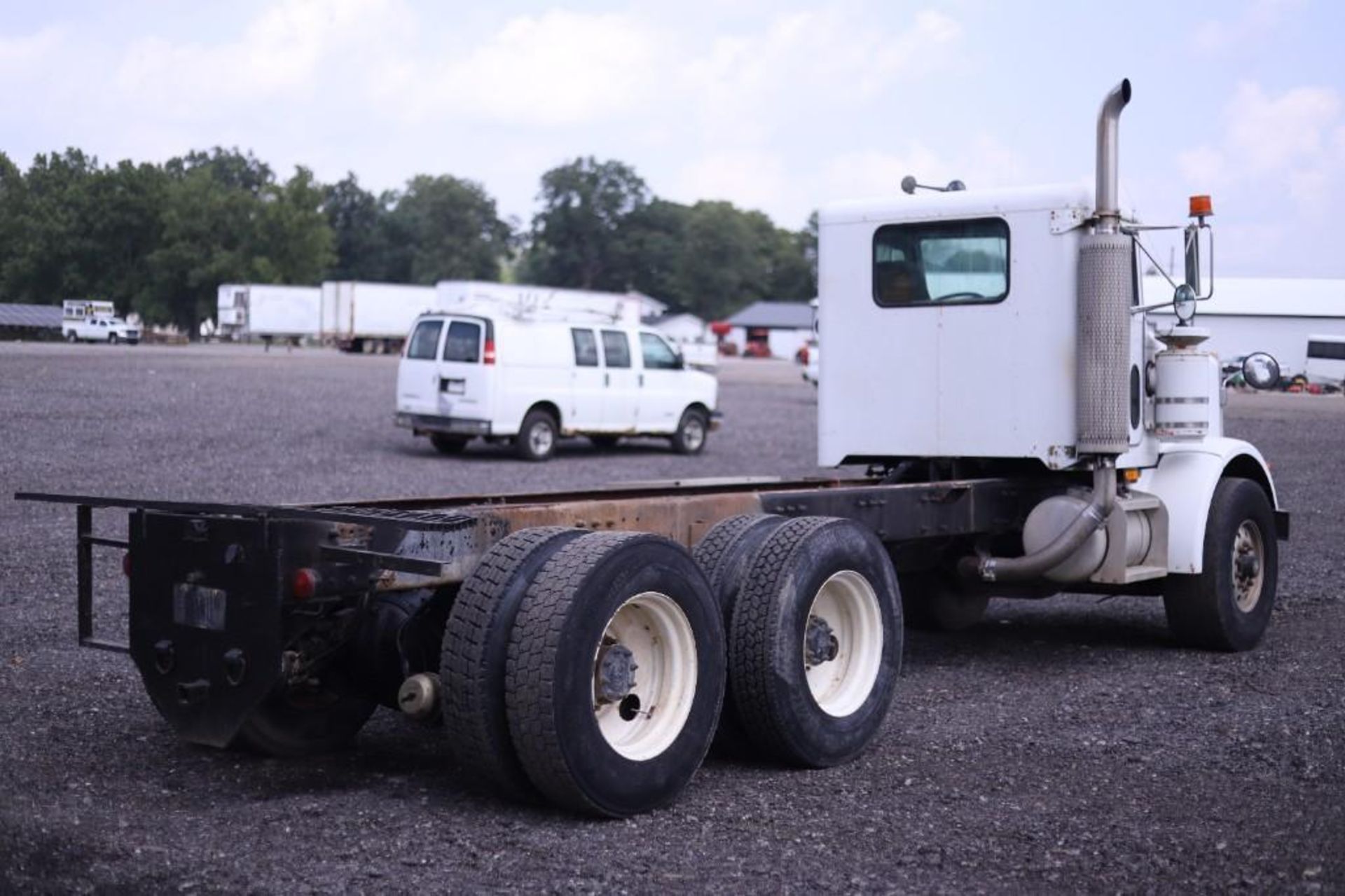 2001 Peterbilt 357 Truck* - Image 5 of 44