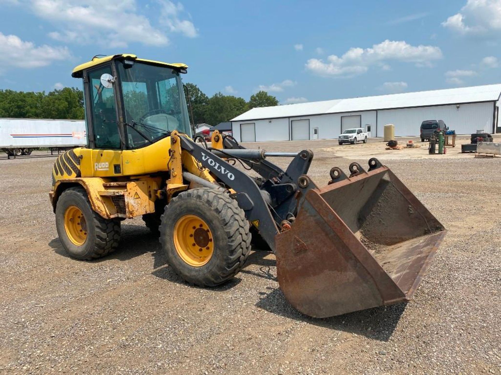 2004 Volvo L35B Wheel Loader - Image 5 of 32