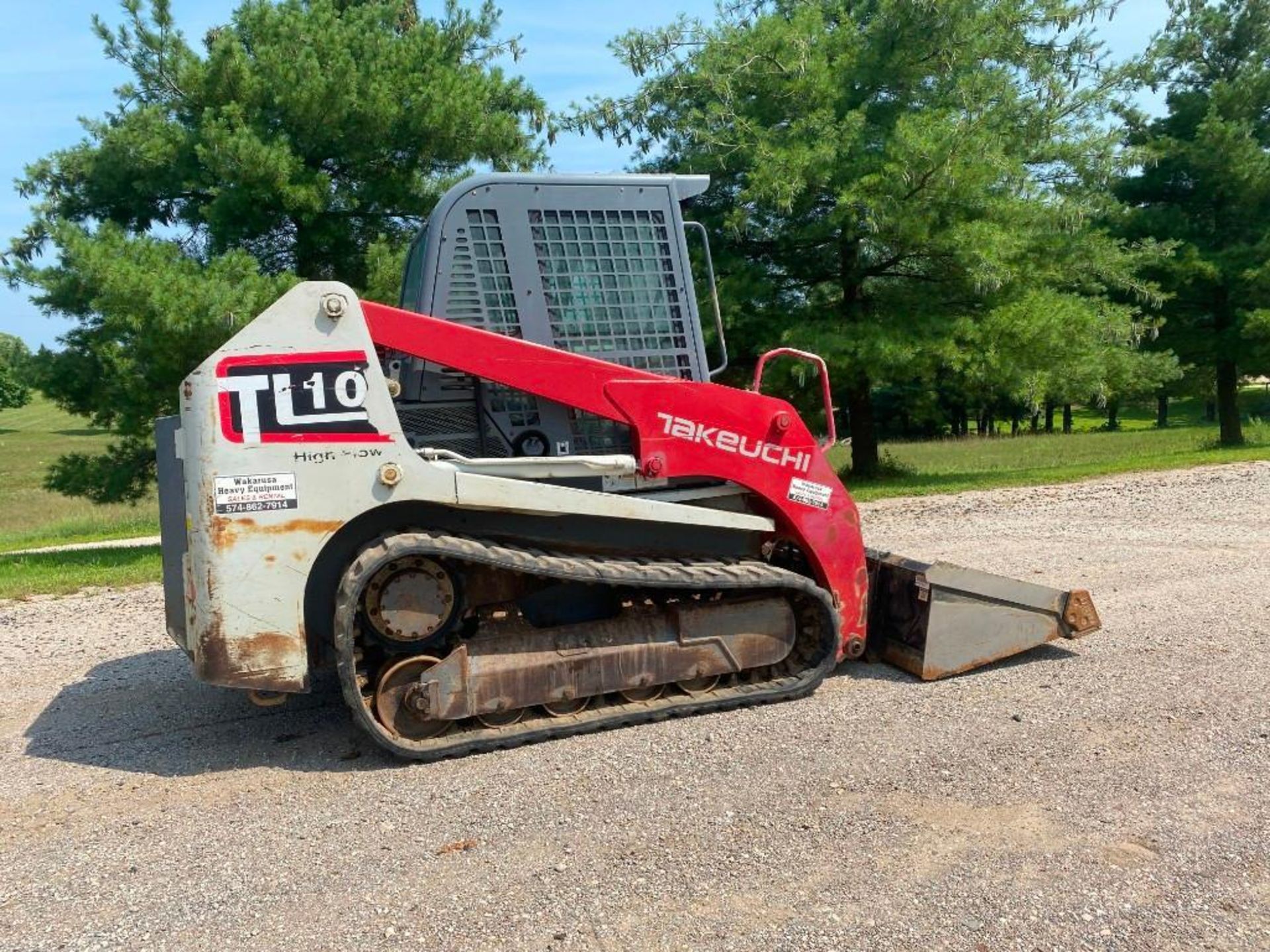 2012 Takeuchi TL10 Skid Steer - Image 7 of 33