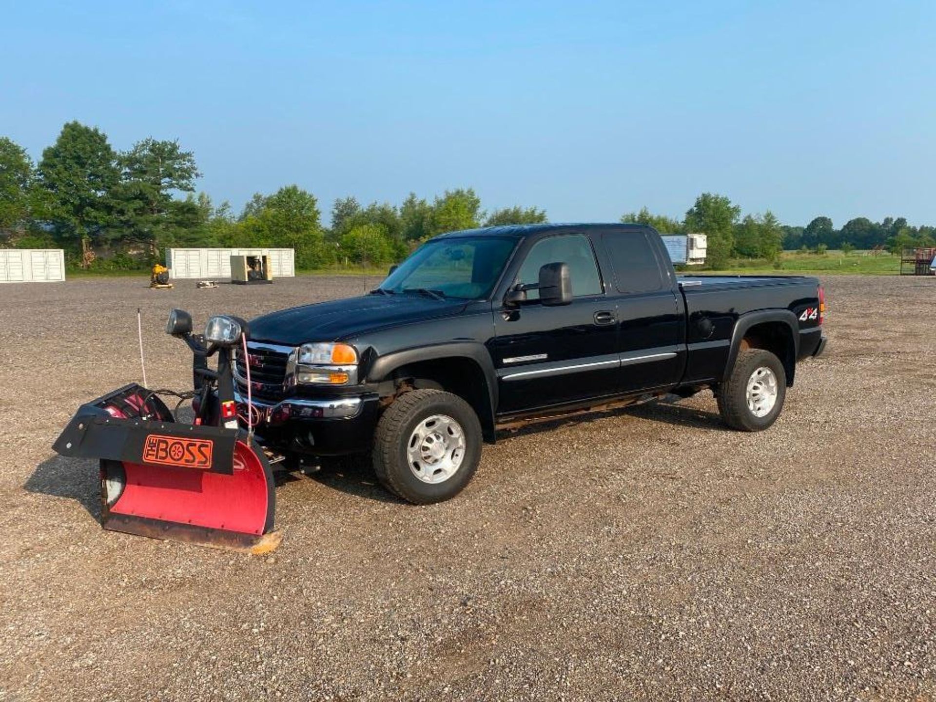 2004 GMC Sierra Pickup Truck