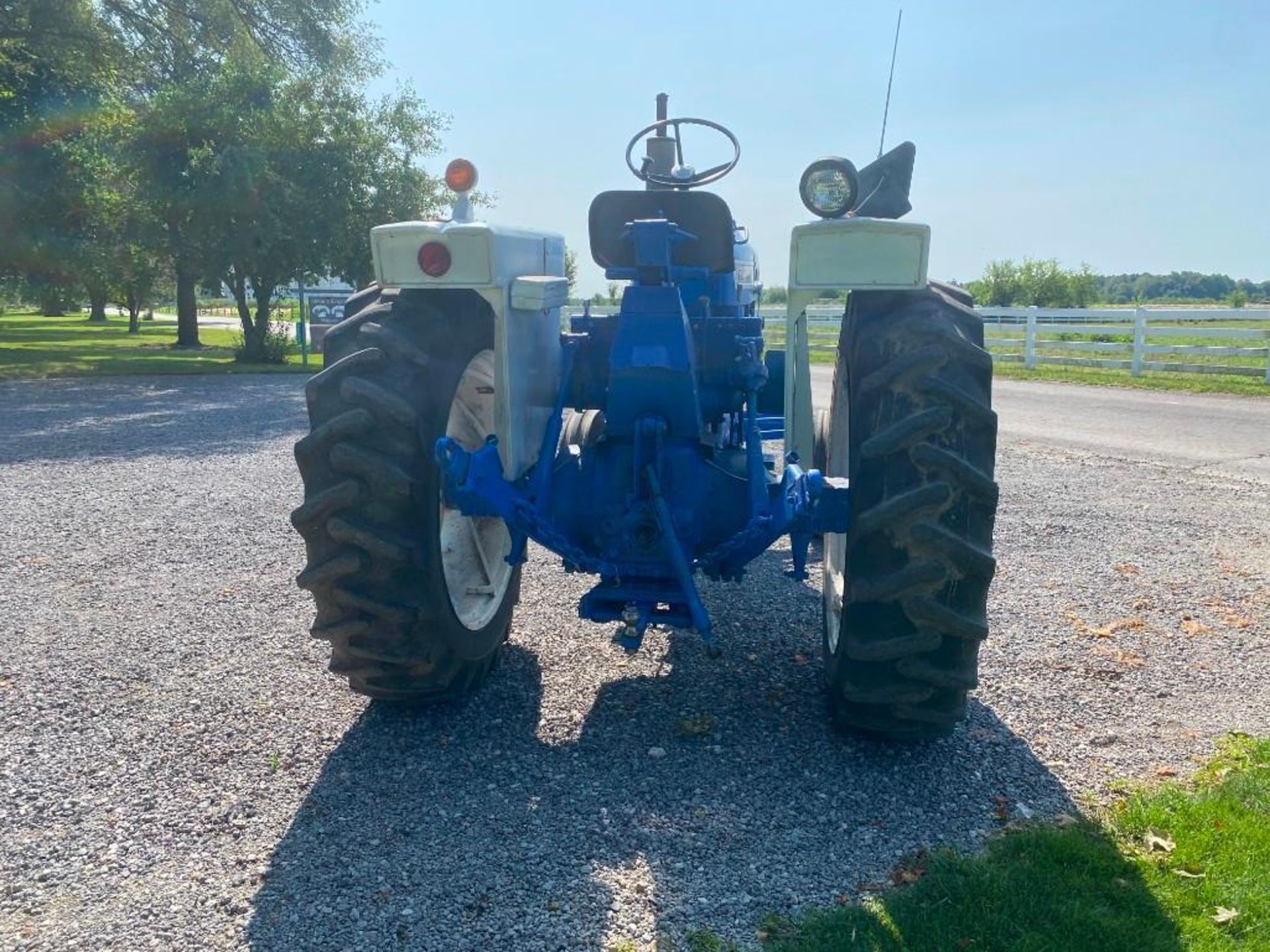 1967 Ford 5000 Tractor - Image 9 of 30