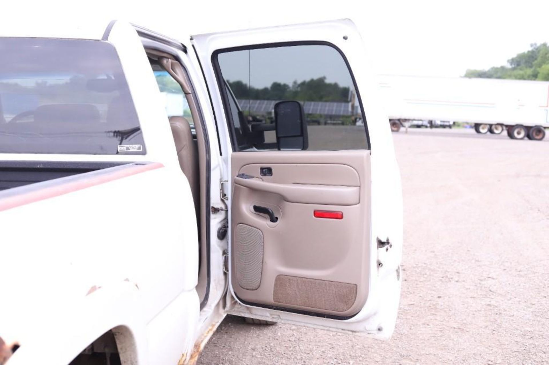 2004 GMC Sierra K2500HD Pickup Truck* - Image 38 of 100