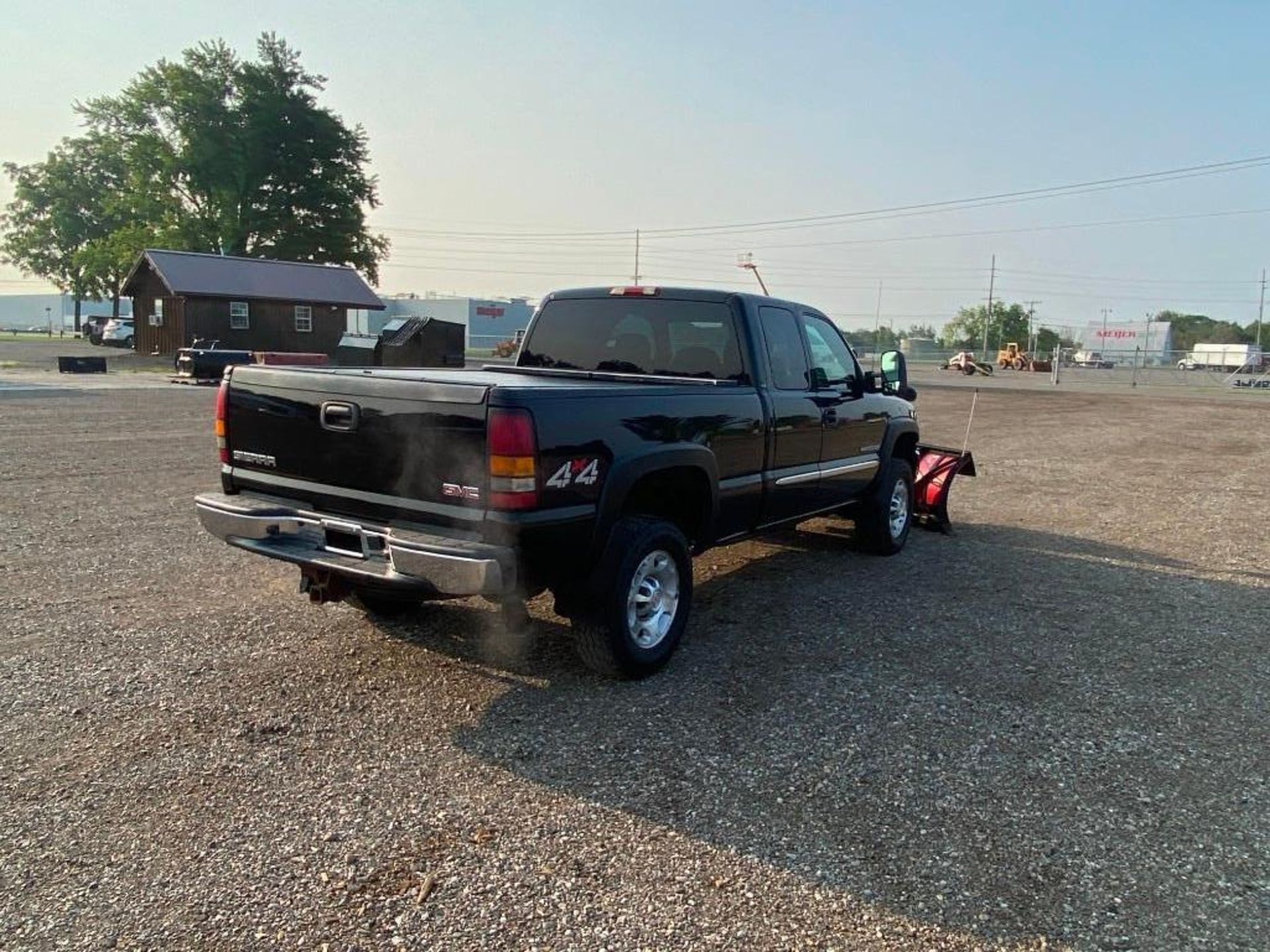 2004 GMC Sierra Pickup Truck - Image 11 of 49