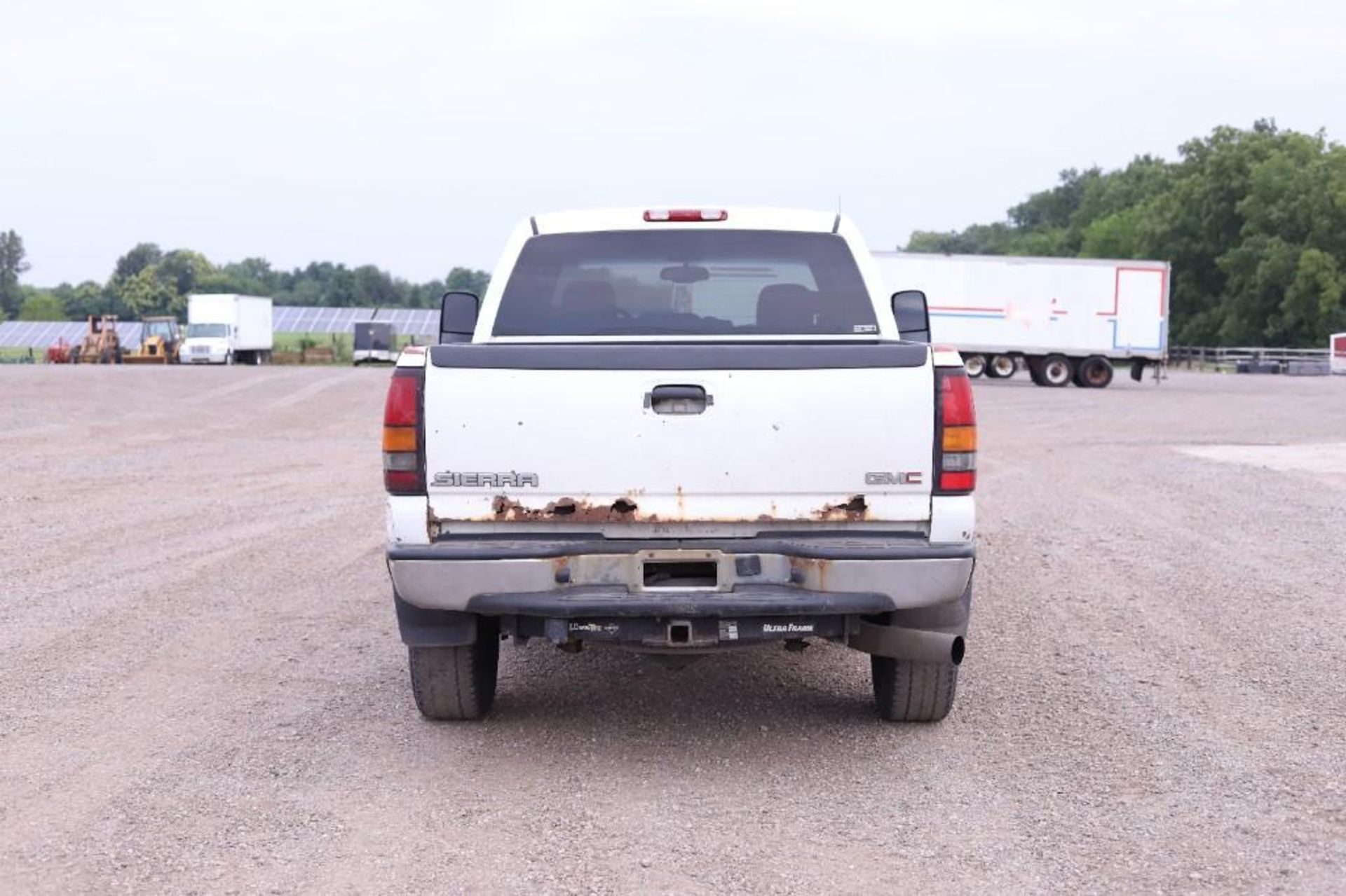 2004 GMC Sierra K2500HD Pickup Truck* - Image 5 of 100