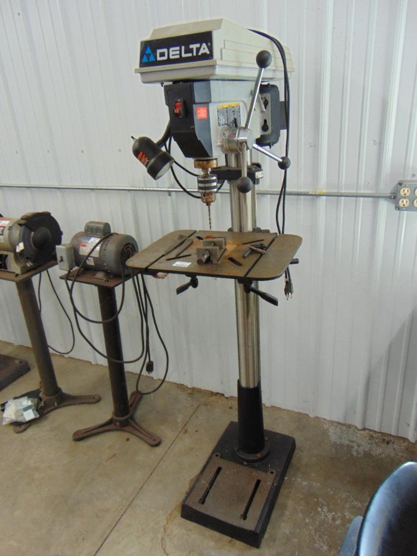 Delta 17-950L Drill Press