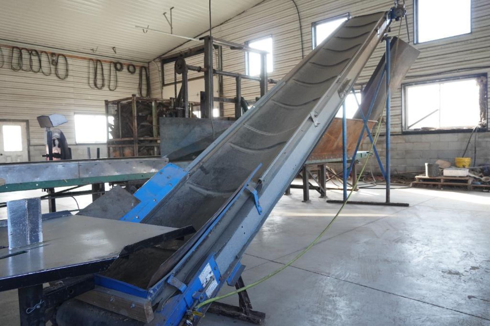 16''X15' Incline Conveyor