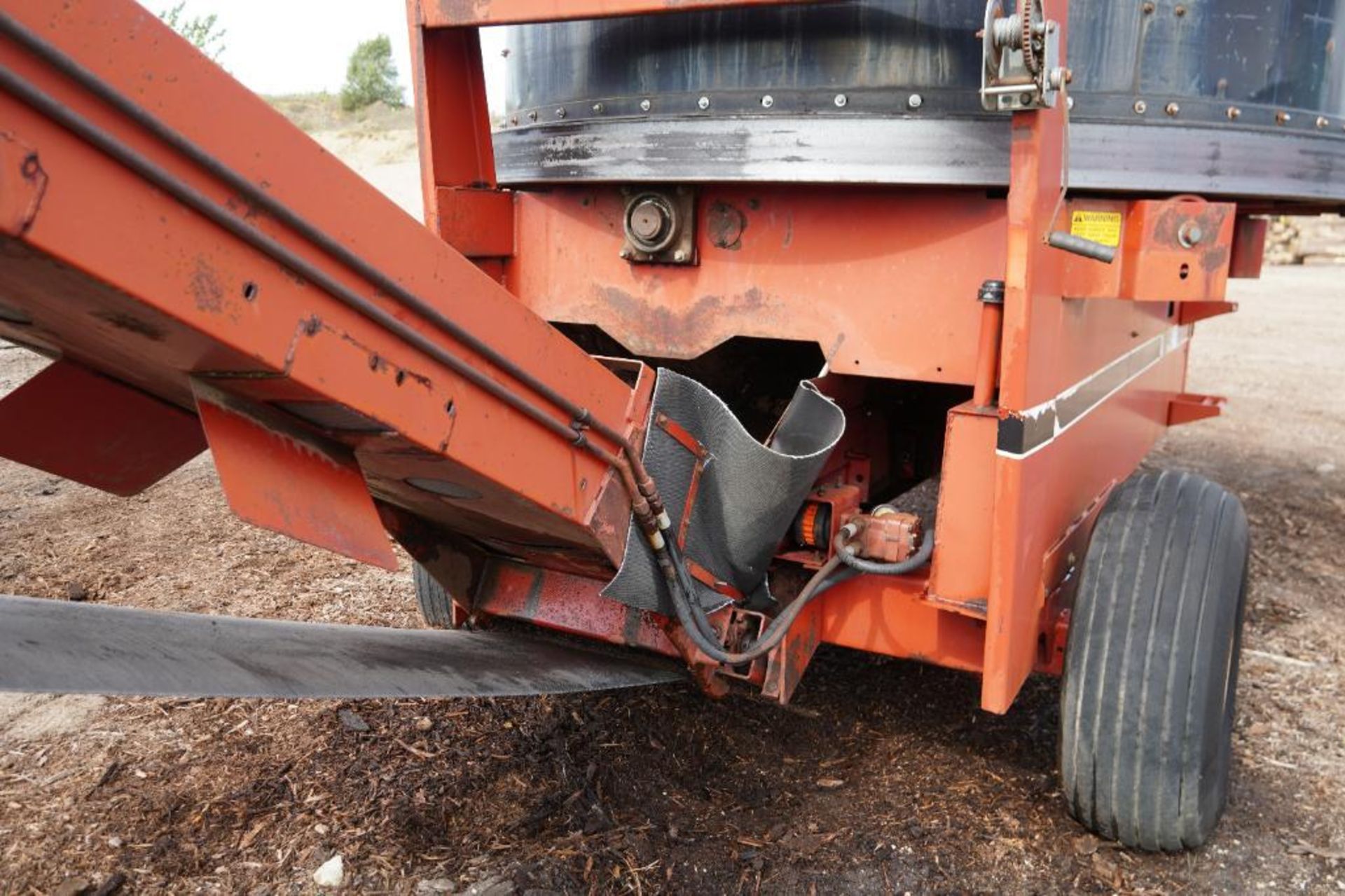 Farmhand Tub Grinder - Image 19 of 30