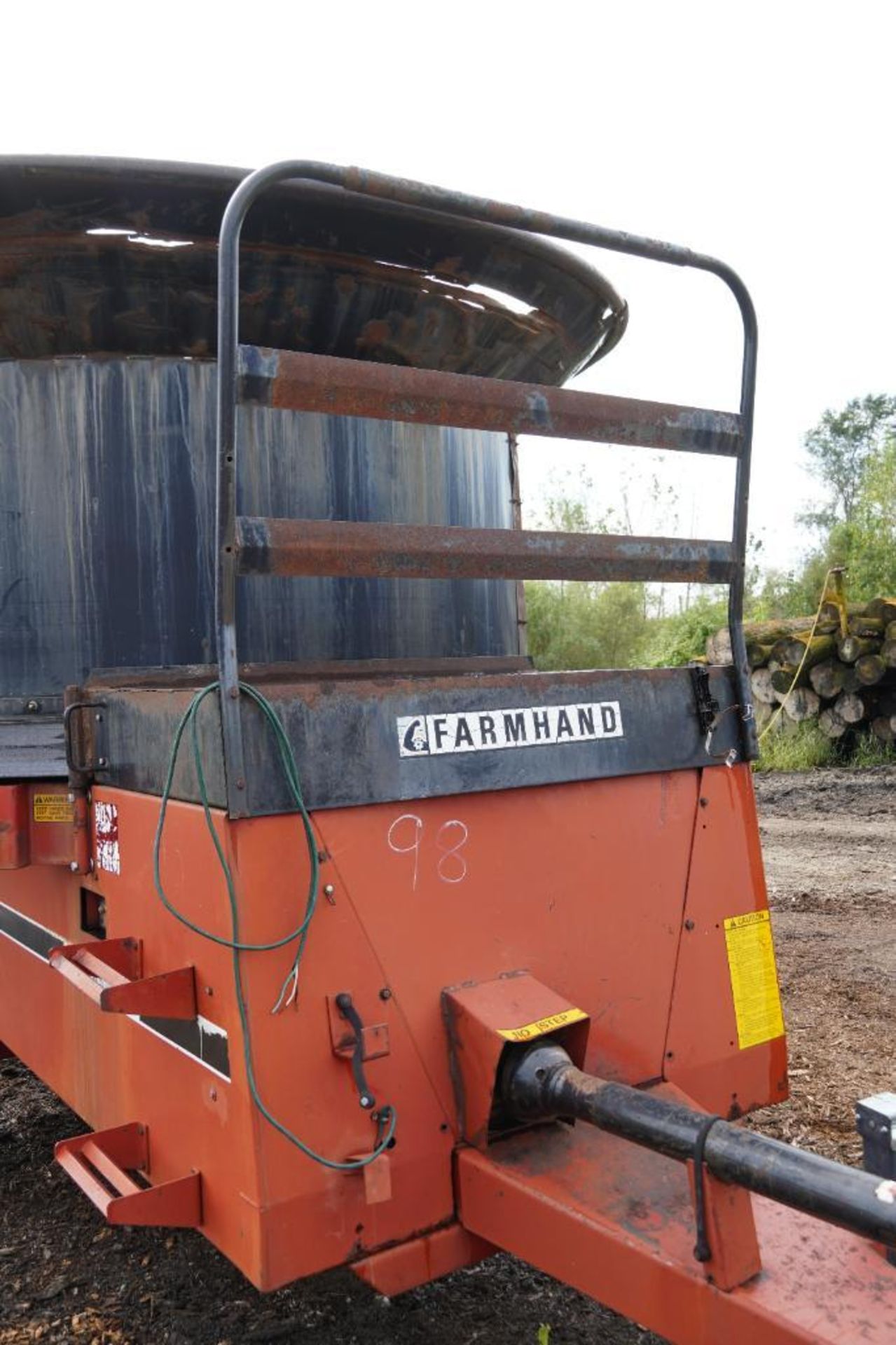 Farmhand Tub Grinder - Image 29 of 30