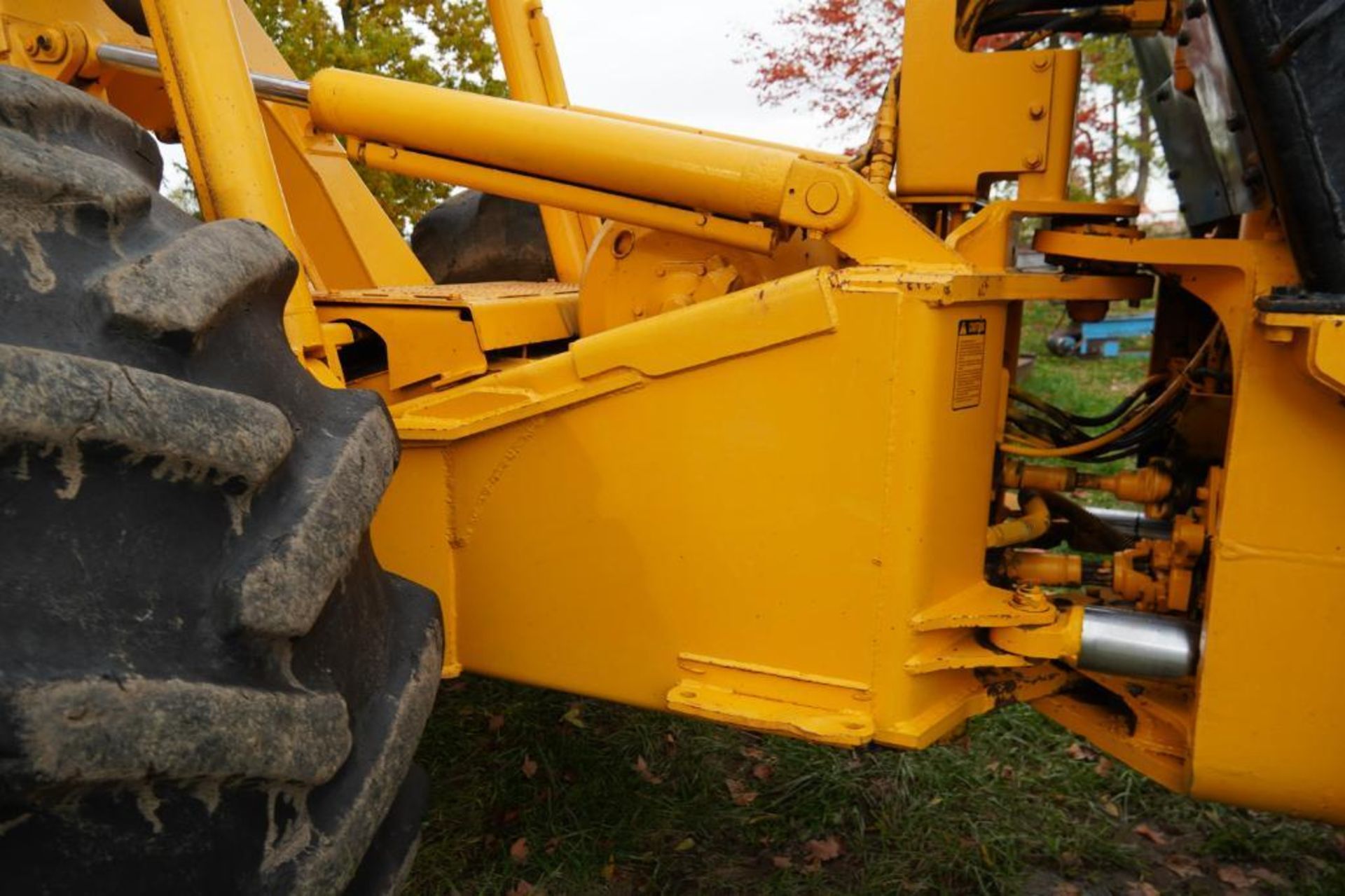 John Deere 740 Grapple Skidder - Image 41 of 52