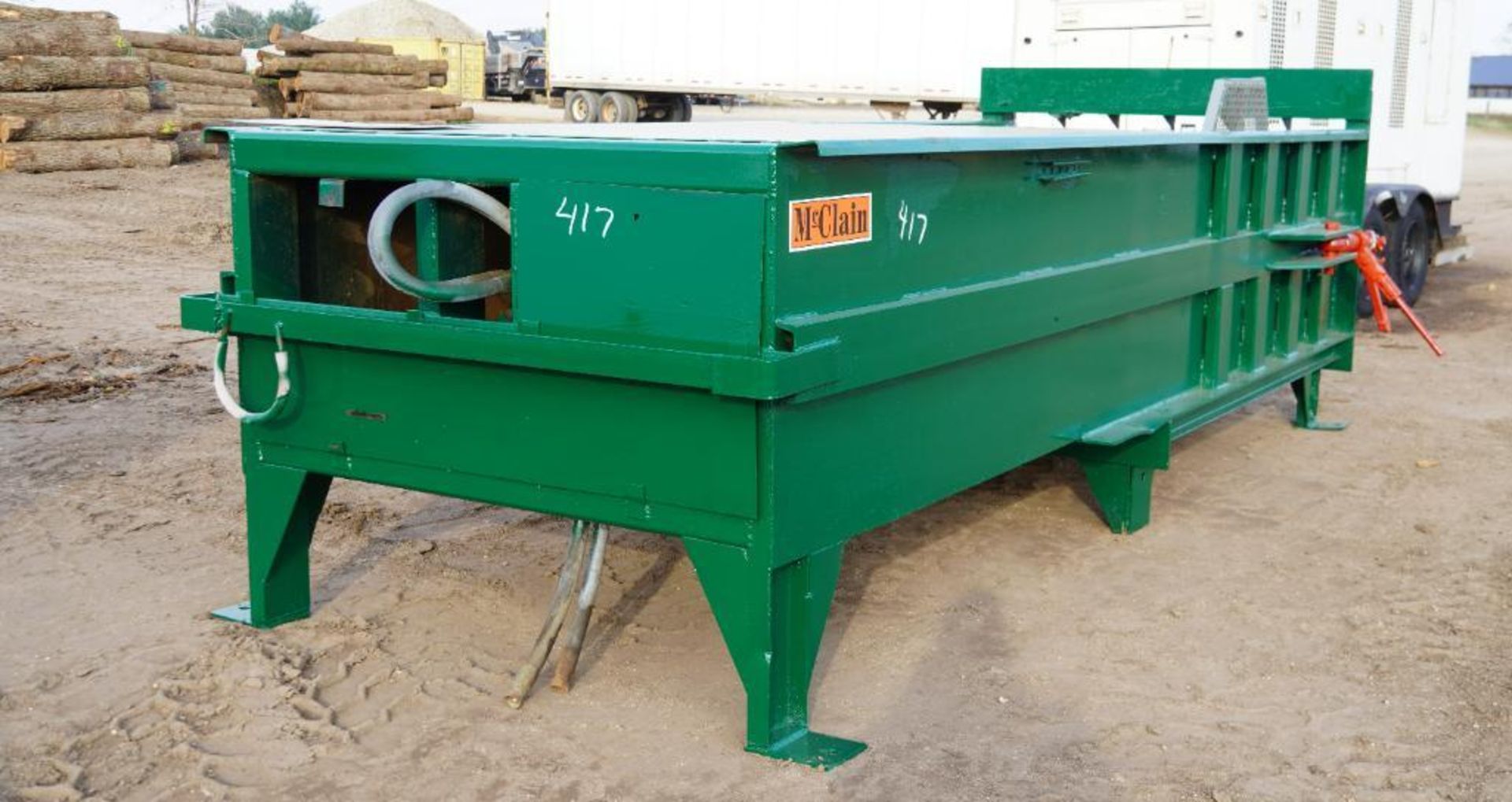 Mclain Trash Compactor - Image 2 of 20