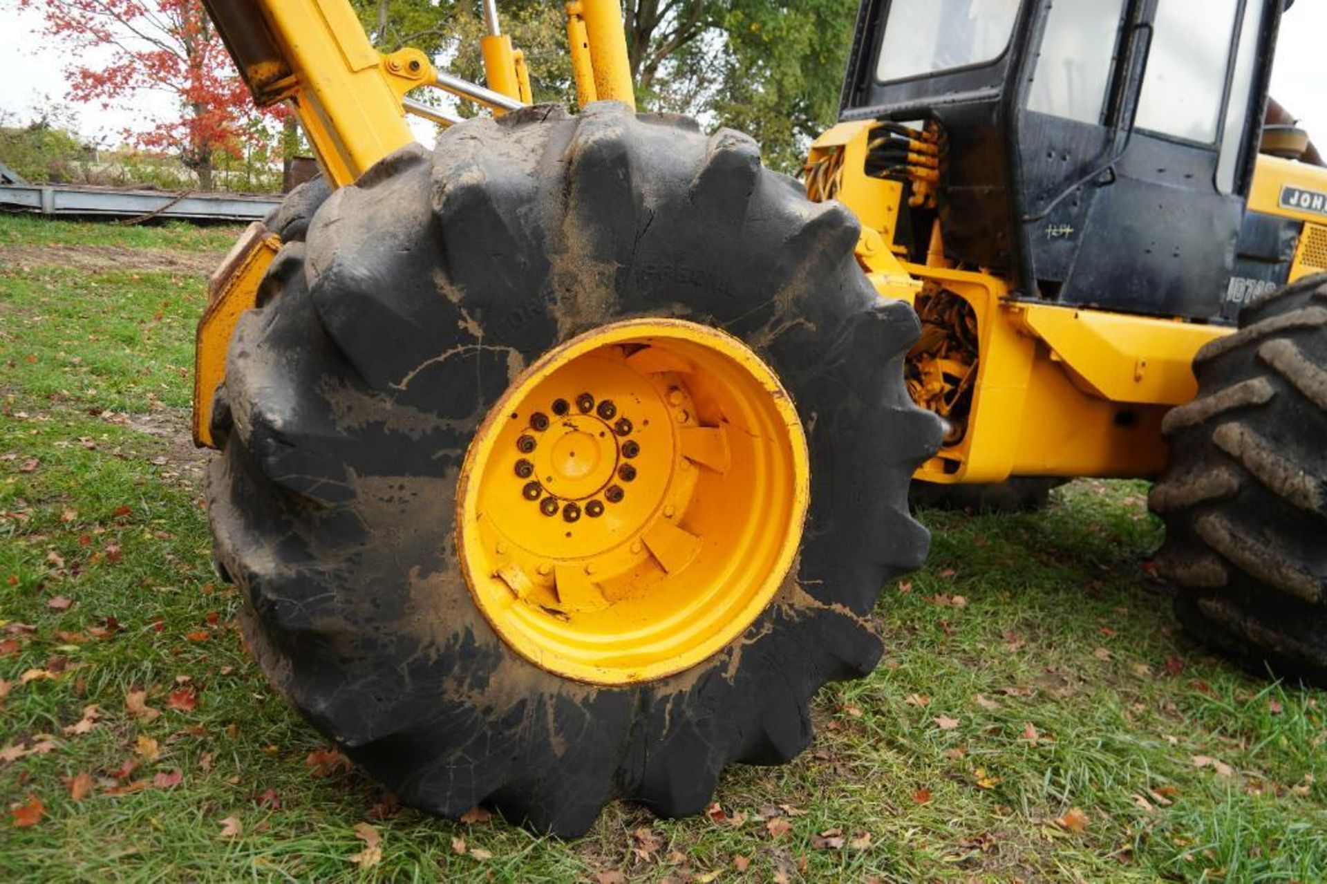 John Deere 740 Grapple Skidder - Image 38 of 52