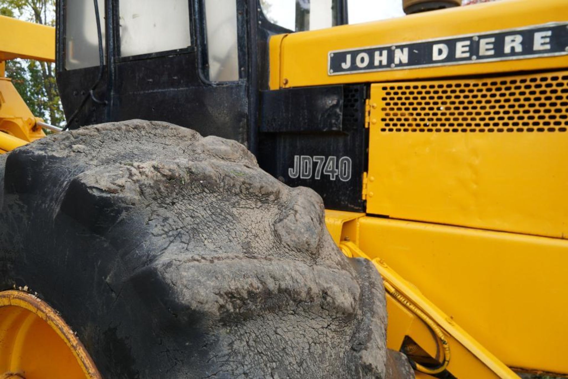 John Deere 740 Grapple Skidder - Image 46 of 52