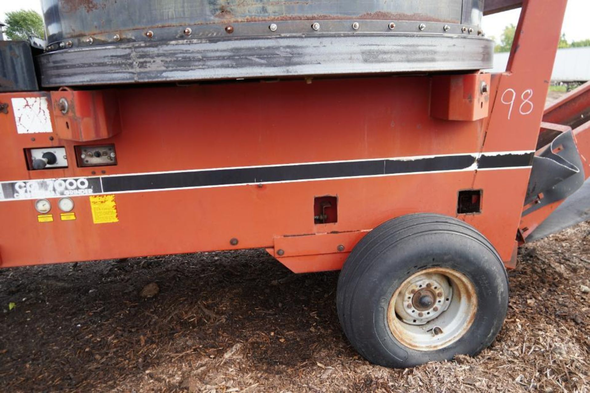 Farmhand Tub Grinder - Image 12 of 30