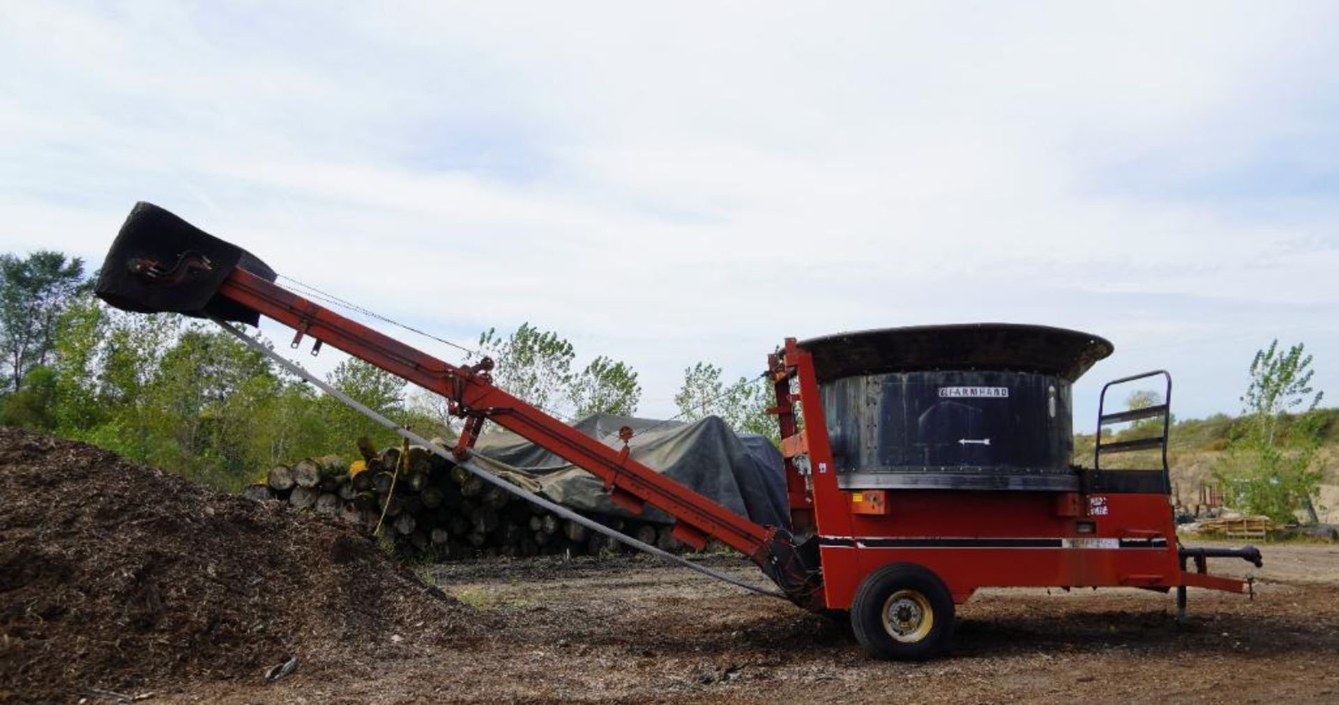 Farmhand Tub Grinder - Image 5 of 30