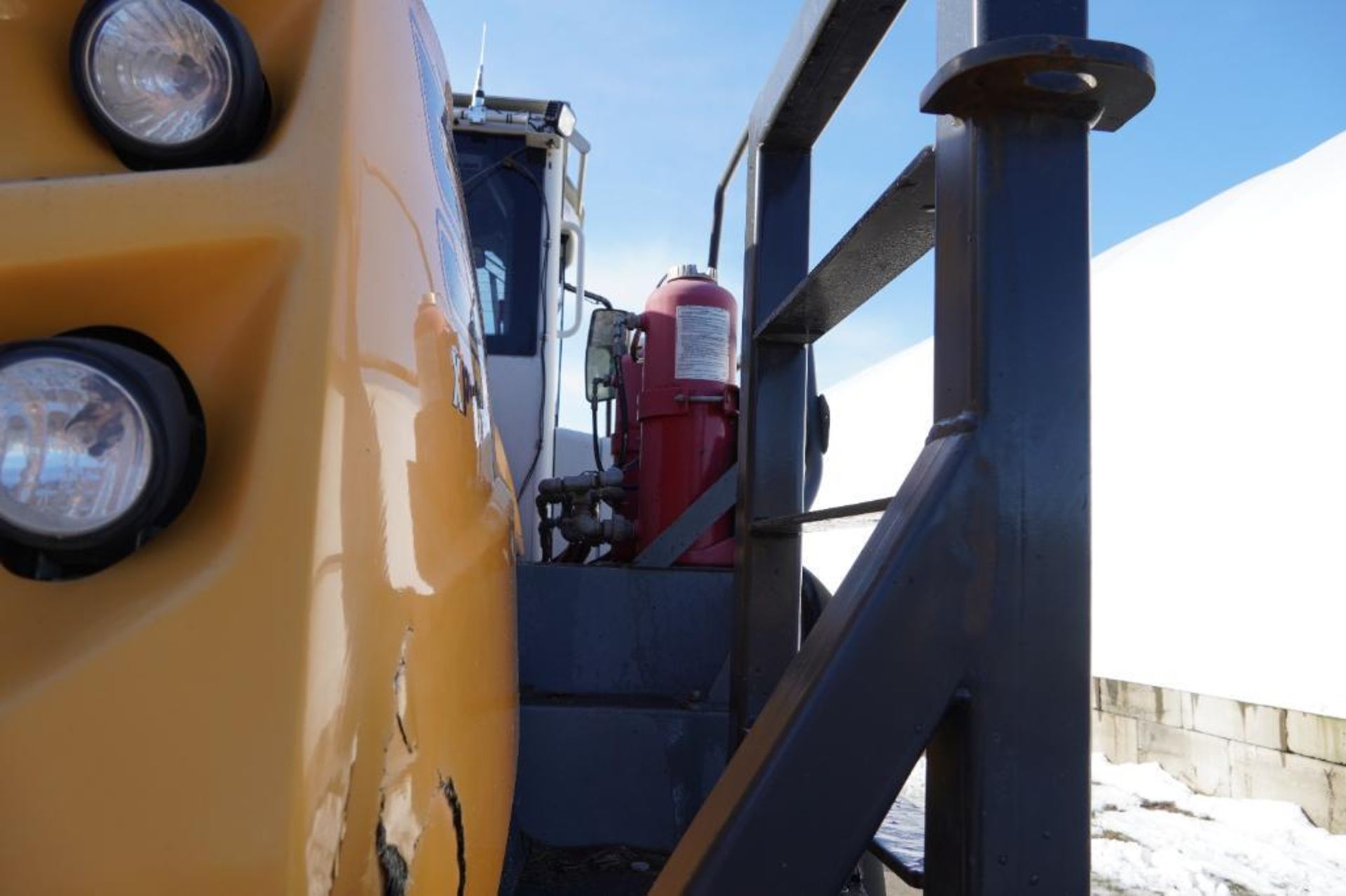 2019 Liebherr Wheel Loader - Image 43 of 49