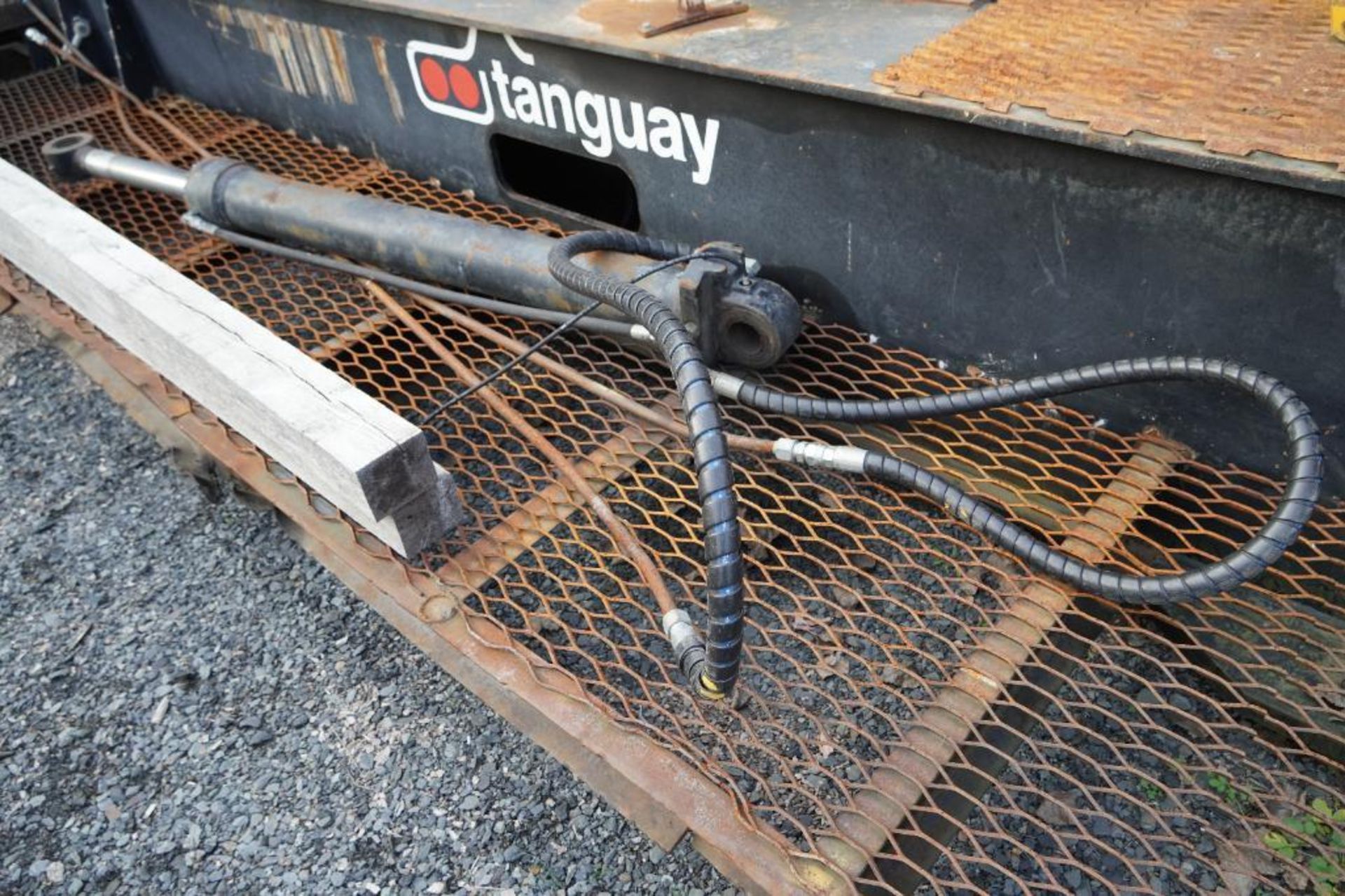 Tanguay Stationary Loader - Image 14 of 28