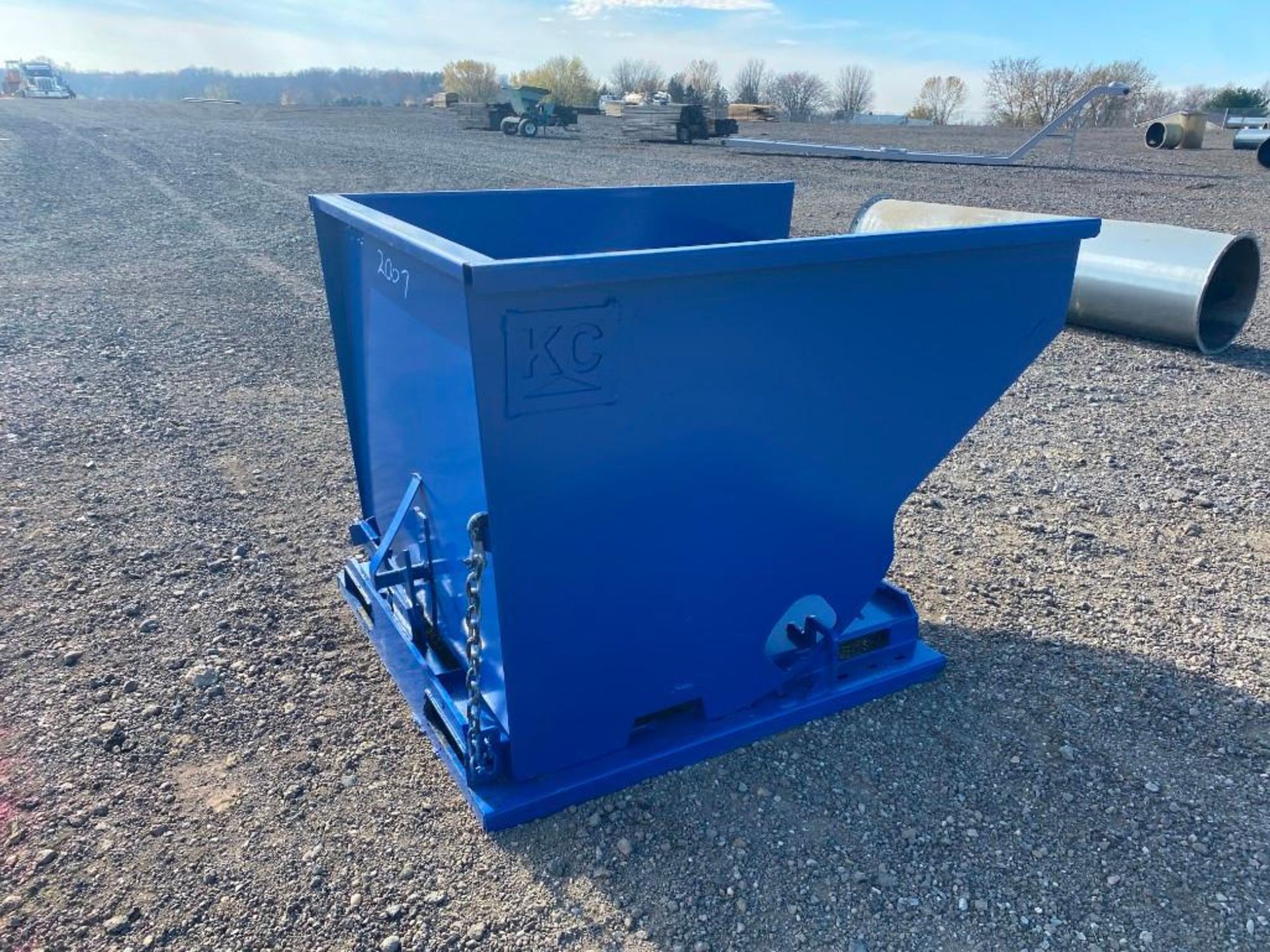 New 2 Cubic Yard Self Dumping Hopper with Fork Pockets - Image 3 of 4