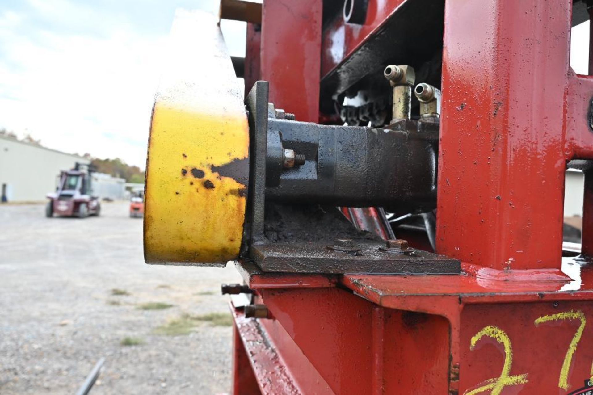 Meadows chain type log turner - Image 5 of 18