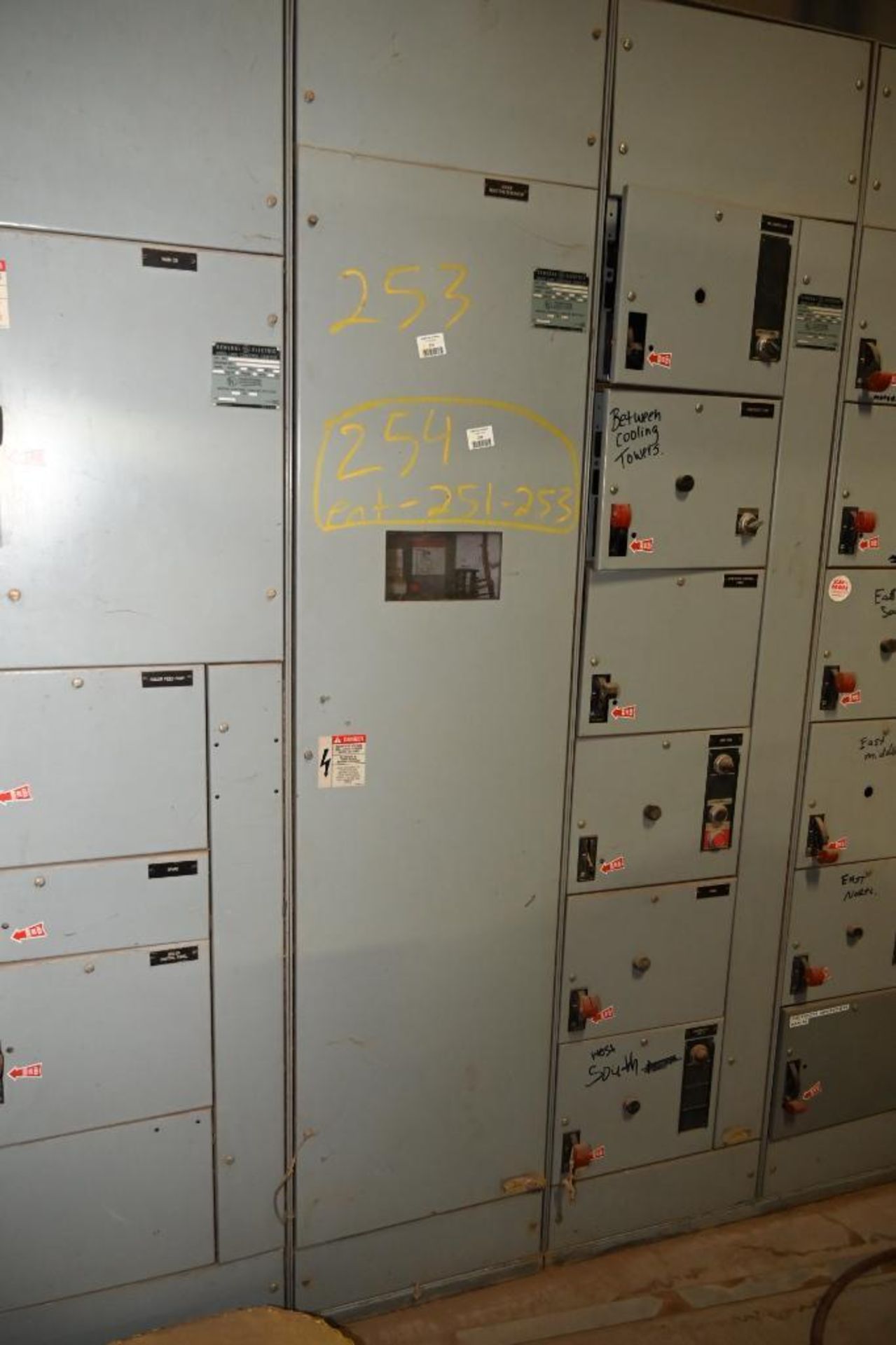 General Electric 8000 Distribution Panel - Image 7 of 13