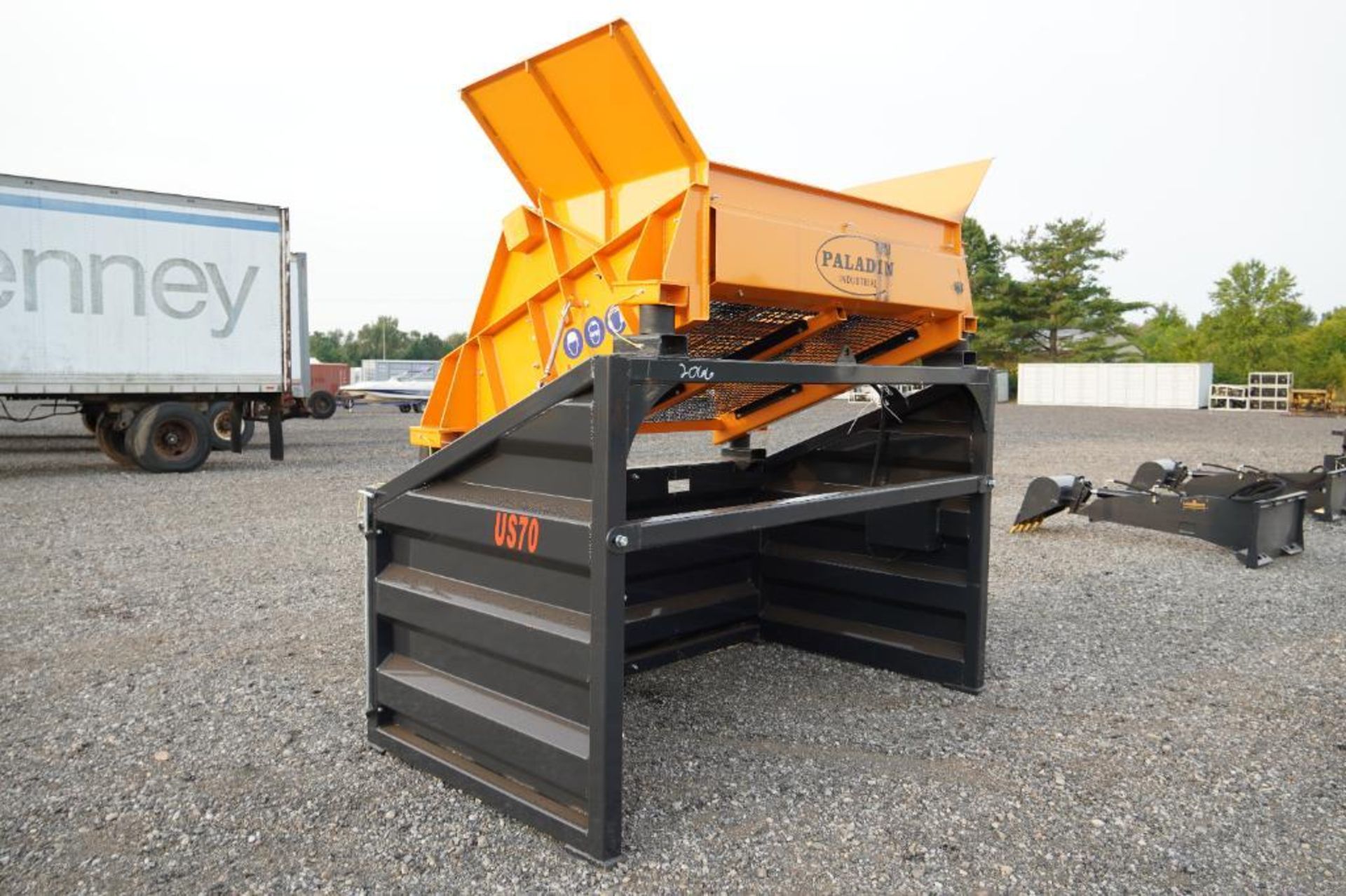 New Paladin Skid Mtd Screener - Image 4 of 10